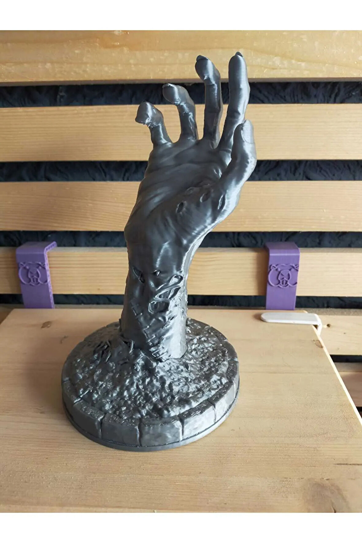 HALLOWEEN ZOMBİ ELİ DEKORATİF OBJE