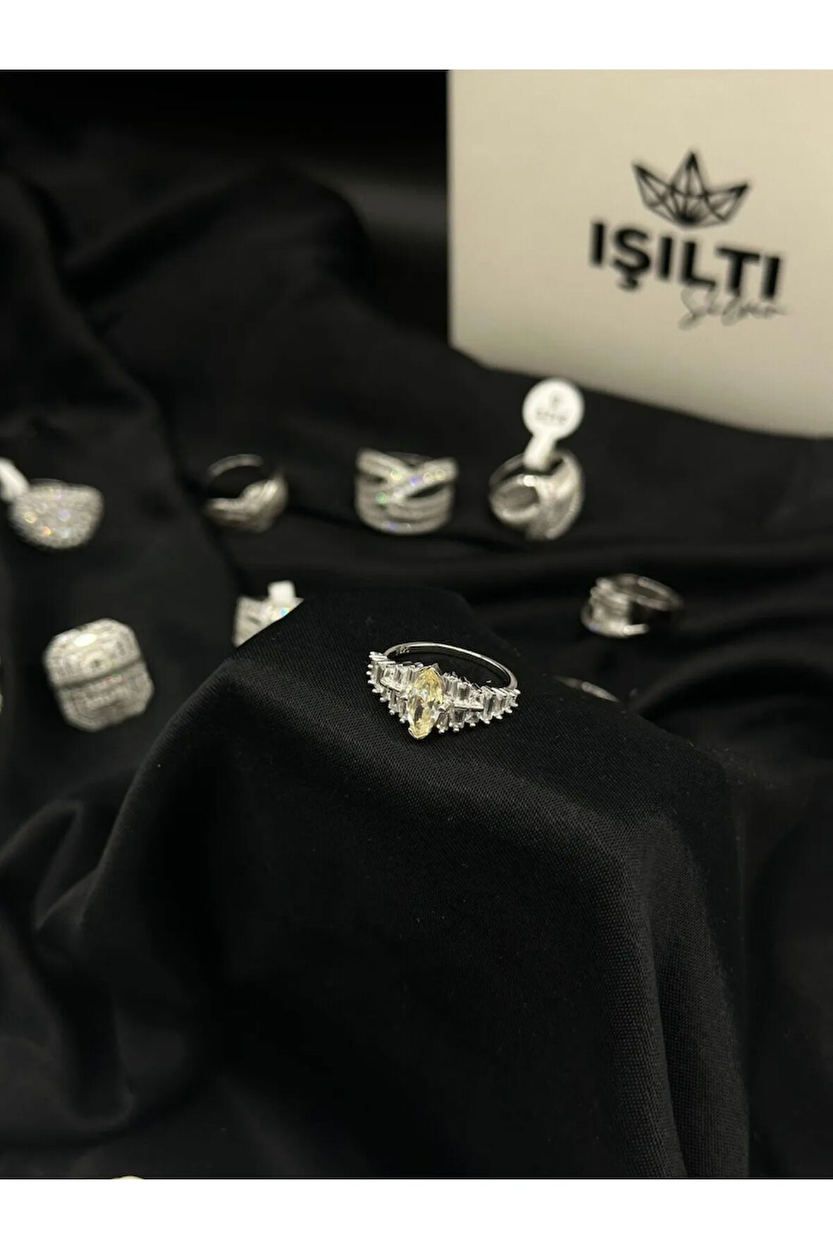 925 Gümüş | Turmalin Taşlı Baget İşlemeli Yüzük