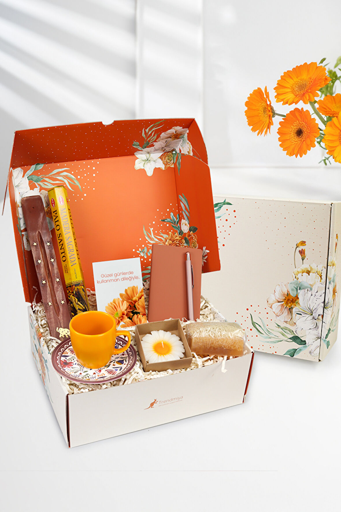 Tükenmez Kalem & Mini Not Defteri & Çubuk Tütsü & Fincan & Kabak Lifli Sabun & Kraft Kutulu Mum