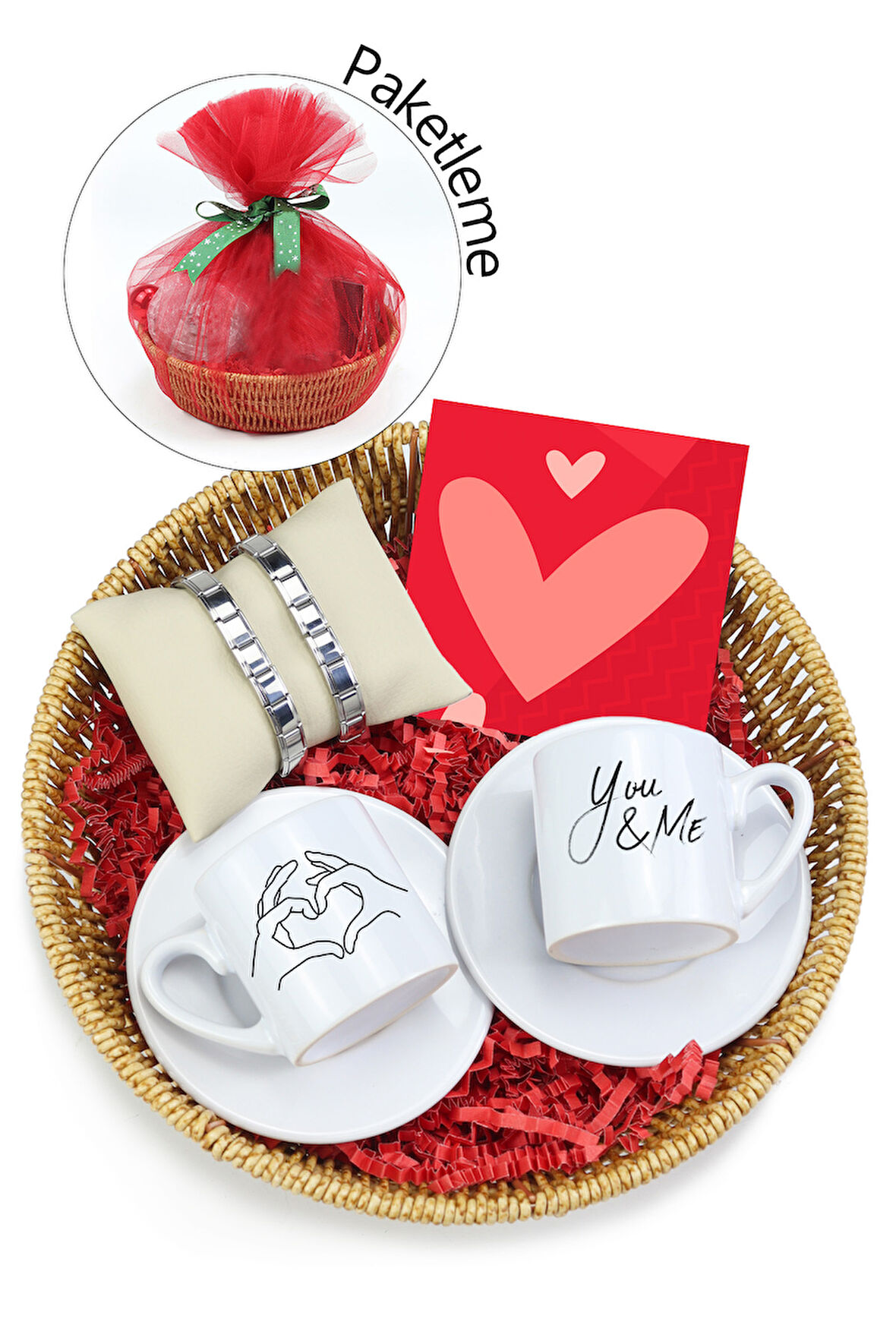 Çiftlere Özel 2'li Fincan & 2'li Bileklik Hediye Sepeti