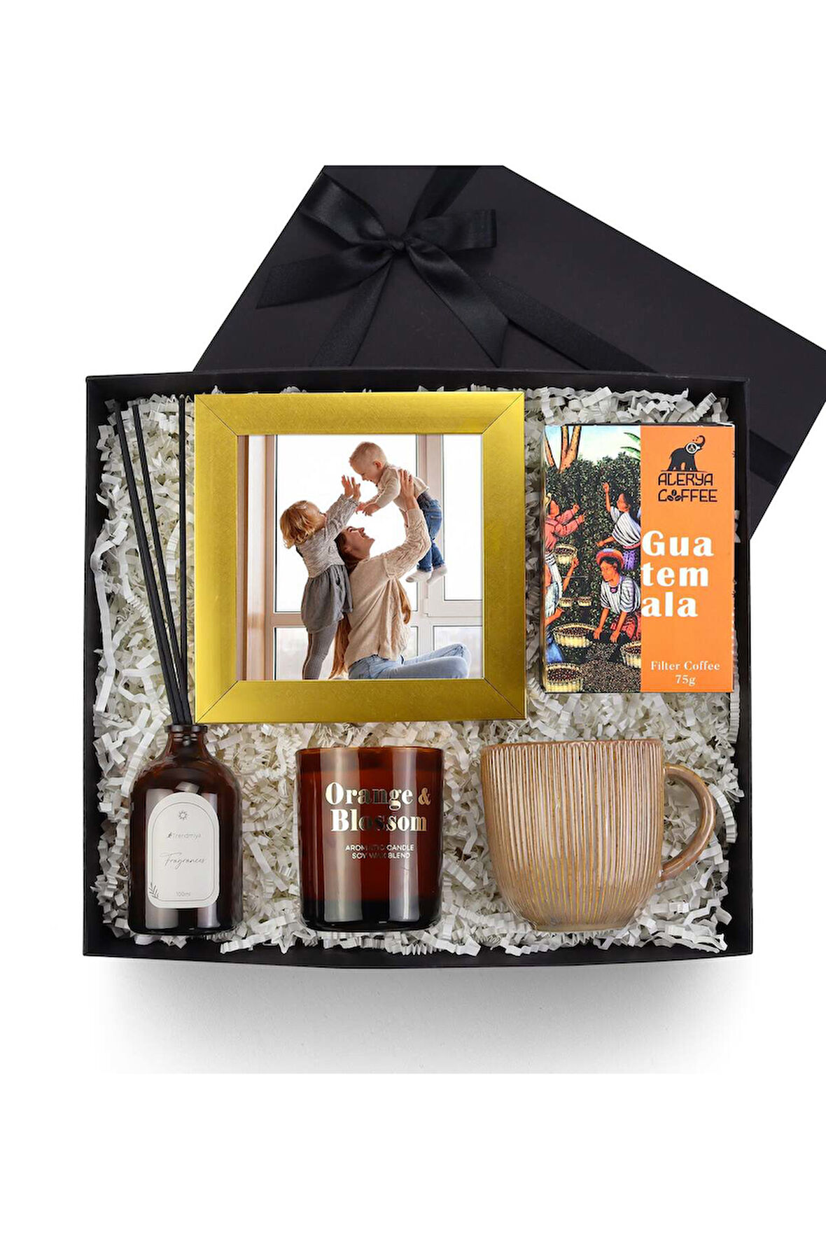 Kişiye Özel Gold Çerçeve & Rakle Mum & Porselen Kupa & Oda Kokusu & Filtre Kahve Hediye Seti