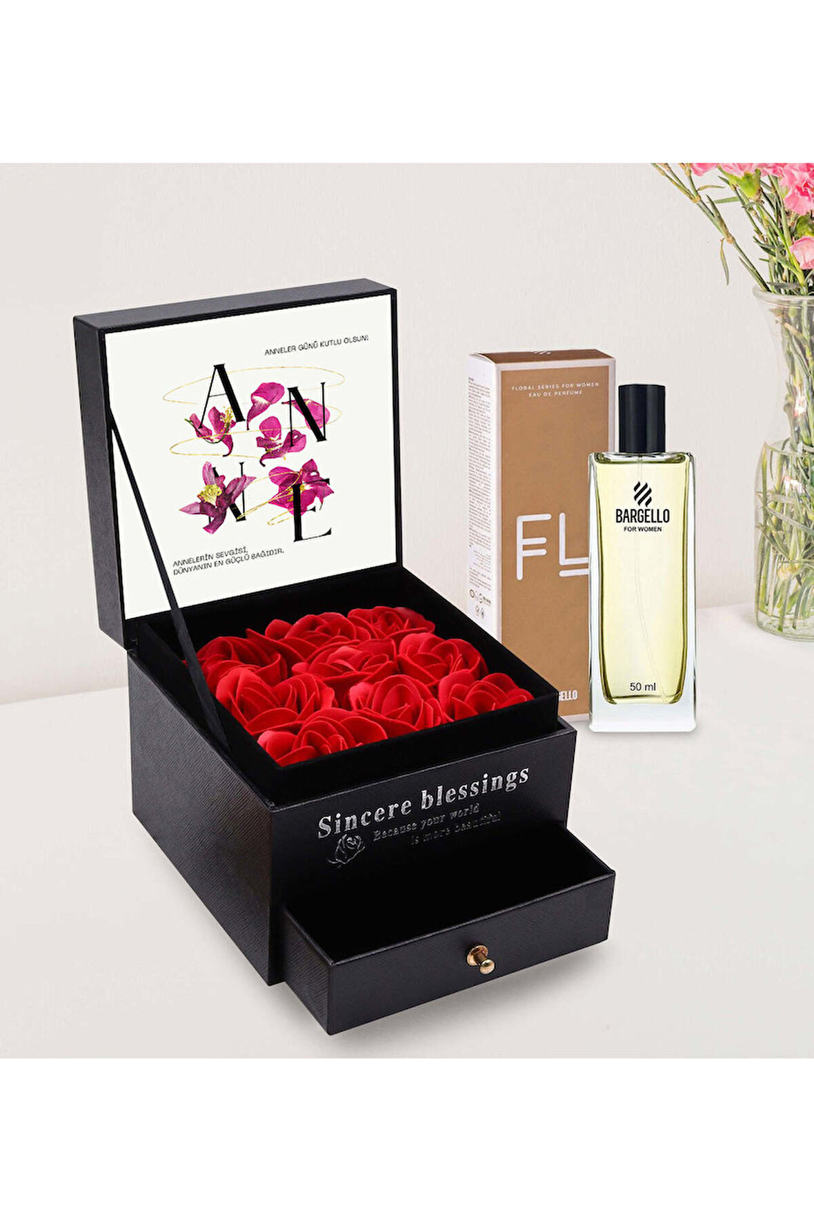 Anneler Gününe Özel Çekmeceli Gül Kutusu & Parfüm Hediye Seti