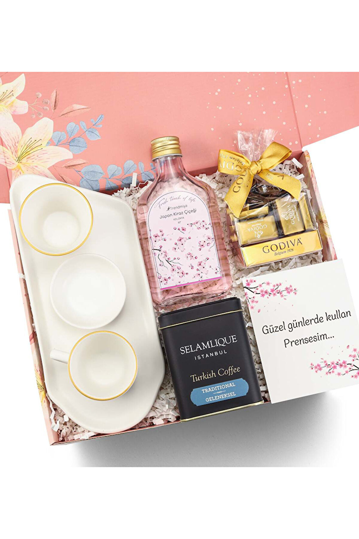 Beyaz Türk Kahvesi Sunum Seti & Selamlıque & 200ml Kolonya & Godiva Napoliten Çikolata