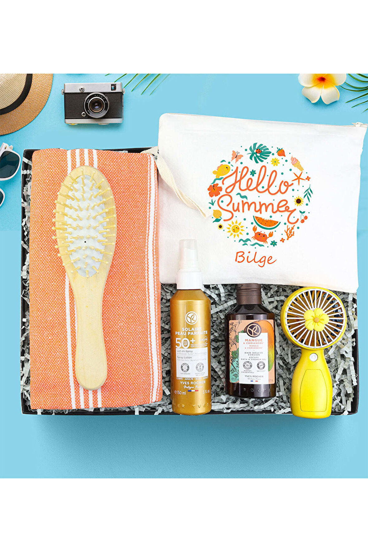 Vücut Güneş Spreyi & Peştemal & Ahşap Tarak & Duş Jeli & El Fanı & Bez Çanta Yaz Hediye Seti
