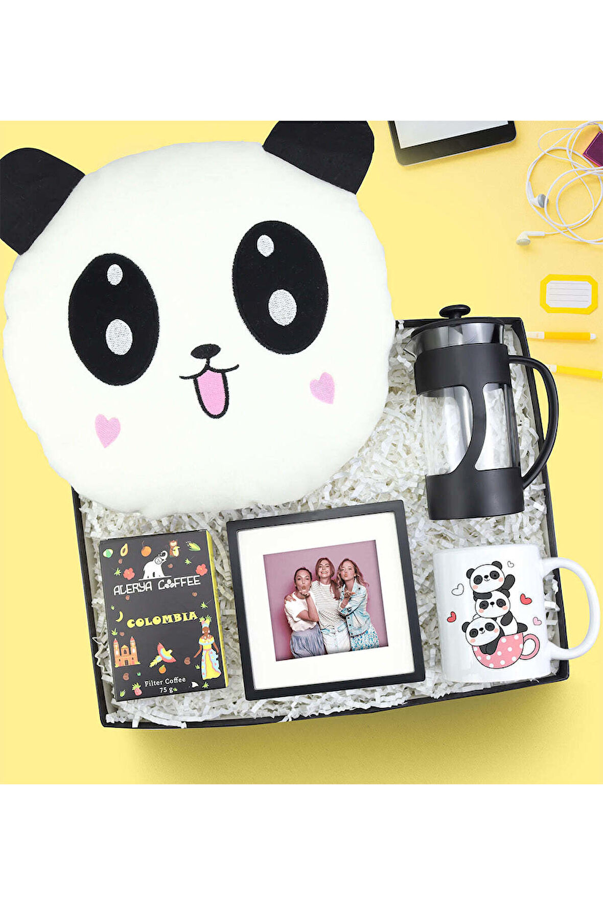 Peluş Panda Yastık & Çerçeve & French Press & Alerya Filtre Kahve & Kupa Best Friends Hediye Seti