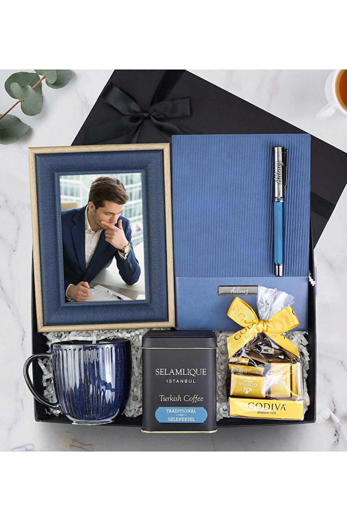 Esnek Kapak Lacivert Defter & Kalem & Çerçeve & Kupa & Selamlıque & Godiva Hediye Seti