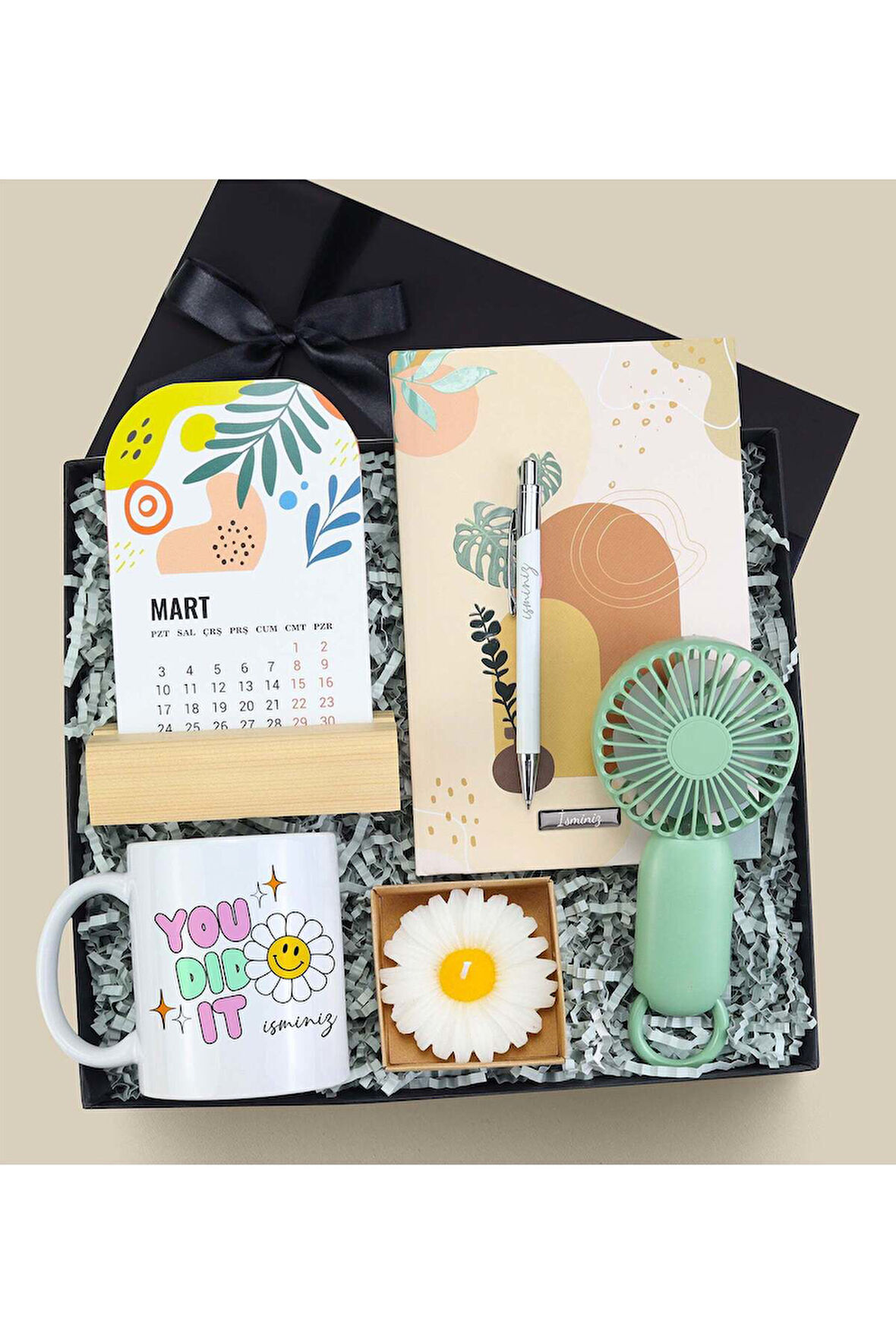 Kişiye Özel Kupa & Takvim & Defter & El Fanı & Kalem & Mum Hediye Seti