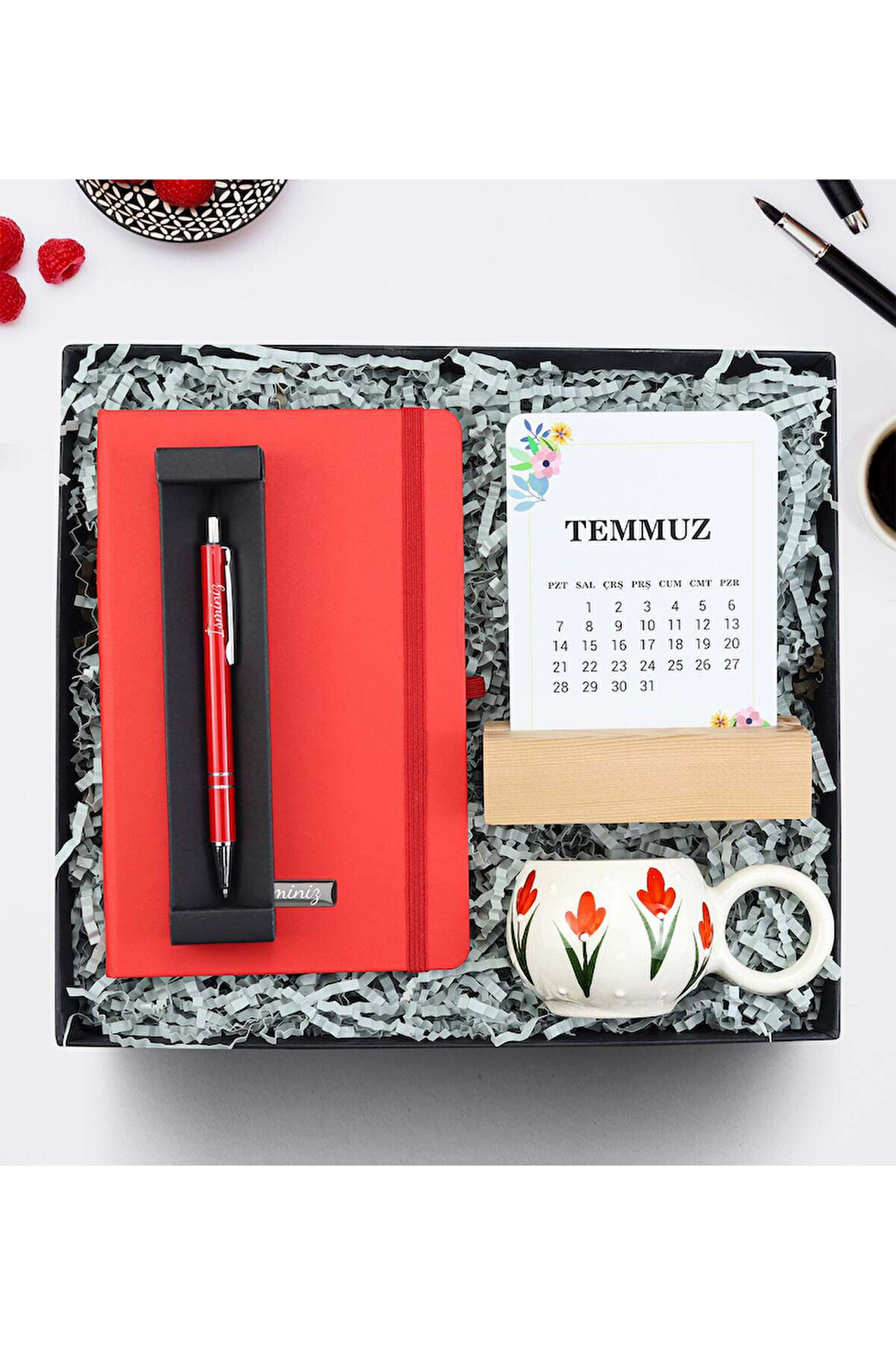 Defter & Kalem & El Yapımı Kupa & Takvim Hediye Seti