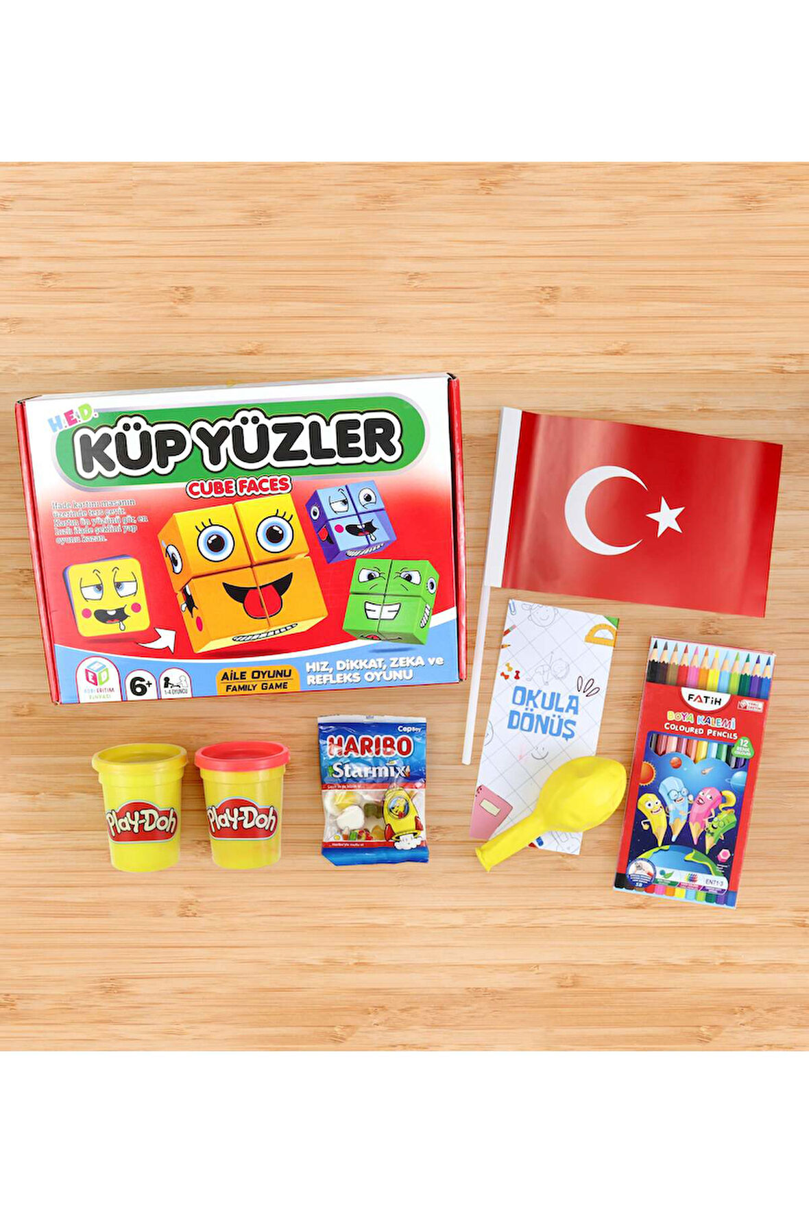 Küp Yüzler Oyunu & Bayrak & Balon & Haribo & Kuru Boya & Oyun Hamuru Hediye Seti
