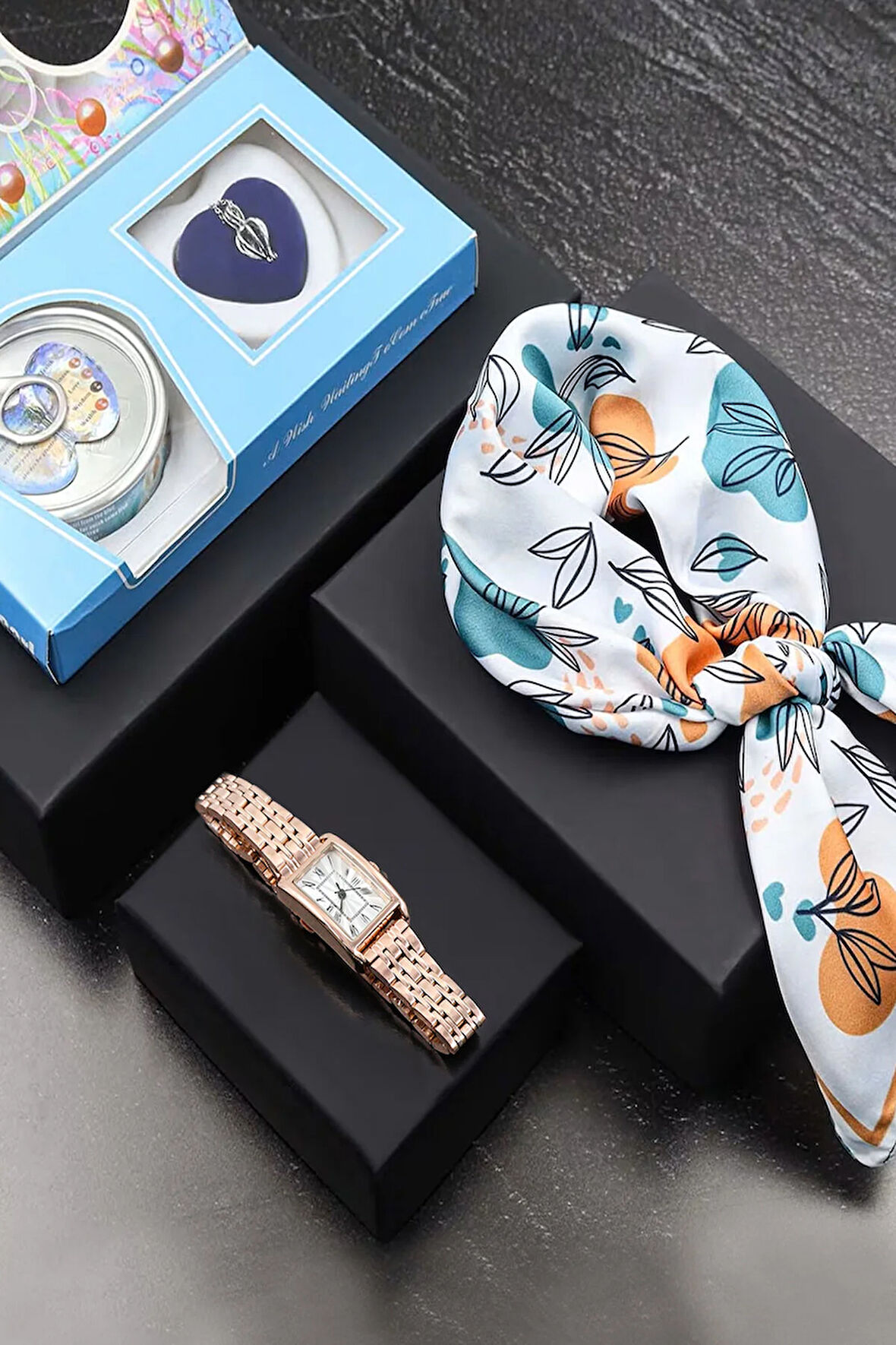 İstiridye İçinde Gerçek İnci Kolye & Rose Renk Kadın Kol Saati & Fular Hediye Seti