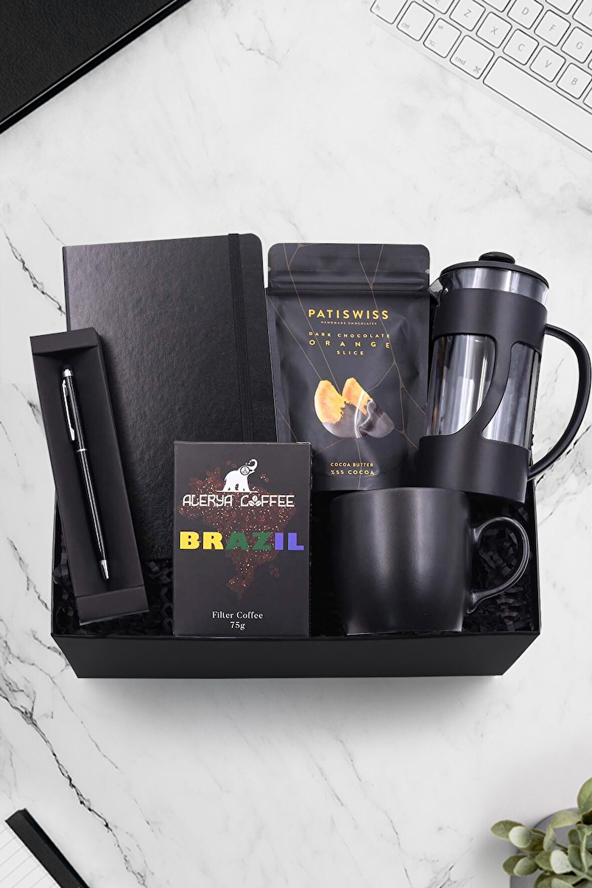 Defter & Touch Pen & Çikolatalı Portakal Dilimi & French Press & Mat Kupa & Filtre Kahve Hediye Seti