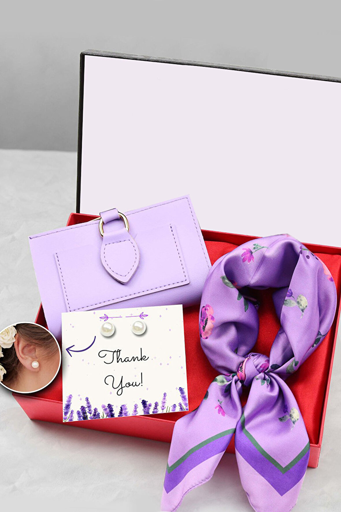Mor Yumuşak Deri Kartlık Cüzdan & Mor Çiçekli Fular & İnci Küpe Hediye Seti