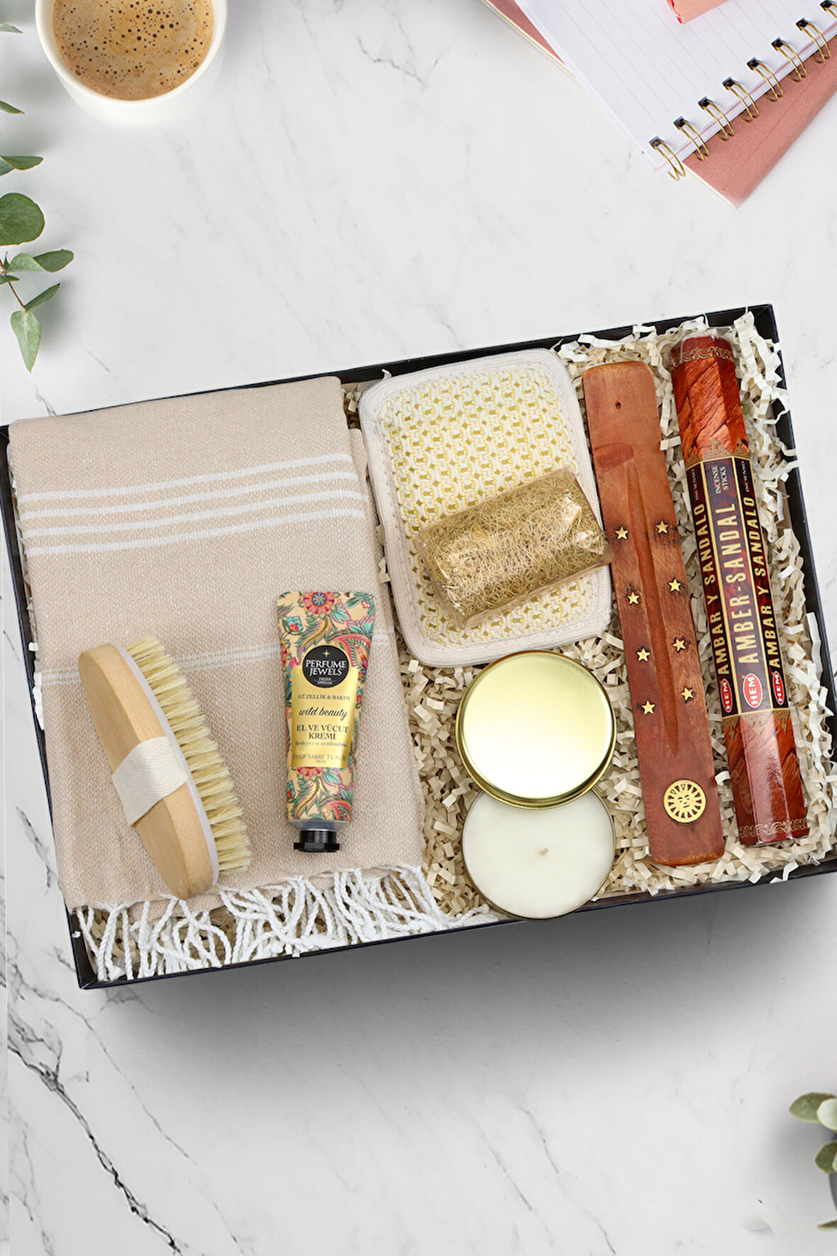 Peştemal  Mum  El Kremi  Çubuk Tütsü Doğal At Kılı Fırçası  Kabak Lifli Sabun  Duş Kesesi