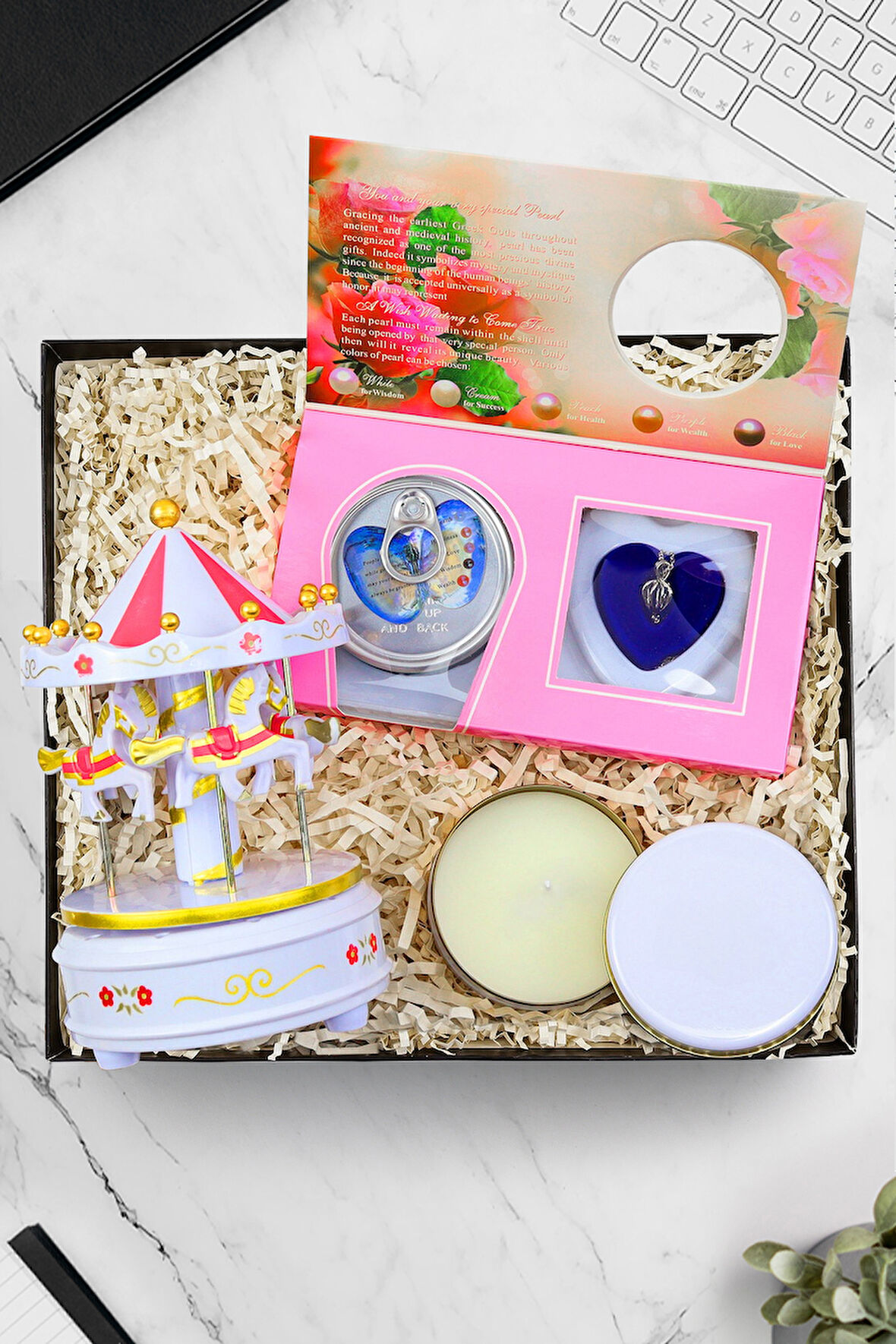 İstiridye İçinde Gerçek Kültür İnci Kolye & Atlı Karınca & Beyaz Metal Kutulu Mum Seti