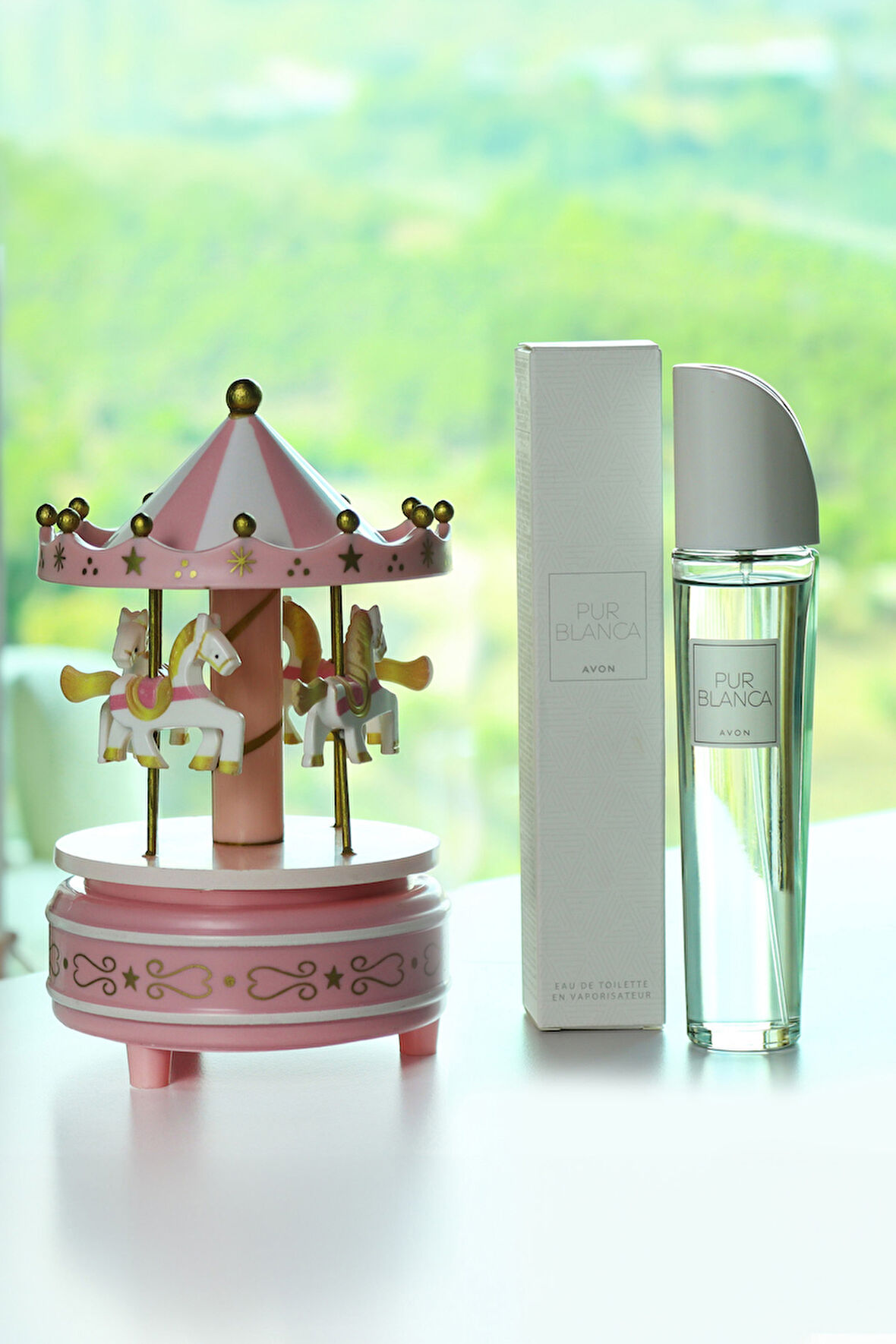 Atlı Karınca Müzik Kutusu & Pur Blanca Kadın Parfüm Hediye Seti