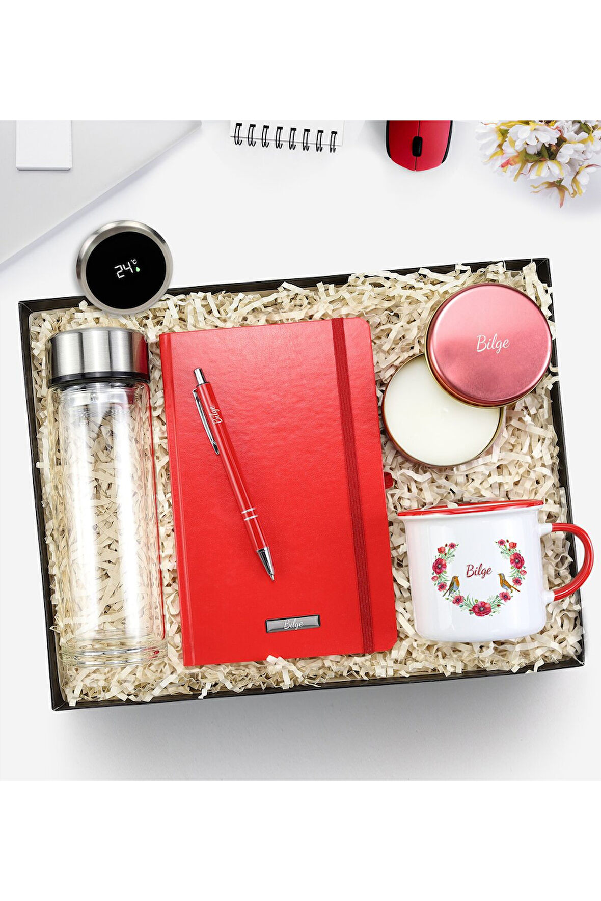 Kırmızı Renk Detaylı Vintage Kupa Hediye Seti