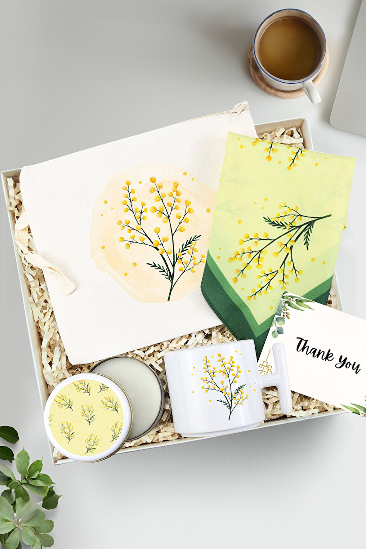 Ham Bez Çanta & Tasarım Fular & Tasarım Beyaz Metal Kutulu Mum & T Kupa Hediye Seti