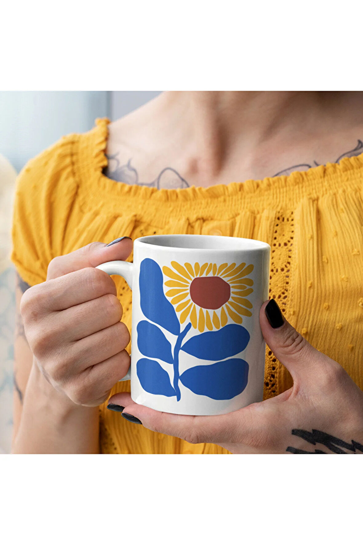 Modern Çiçekli Kupa