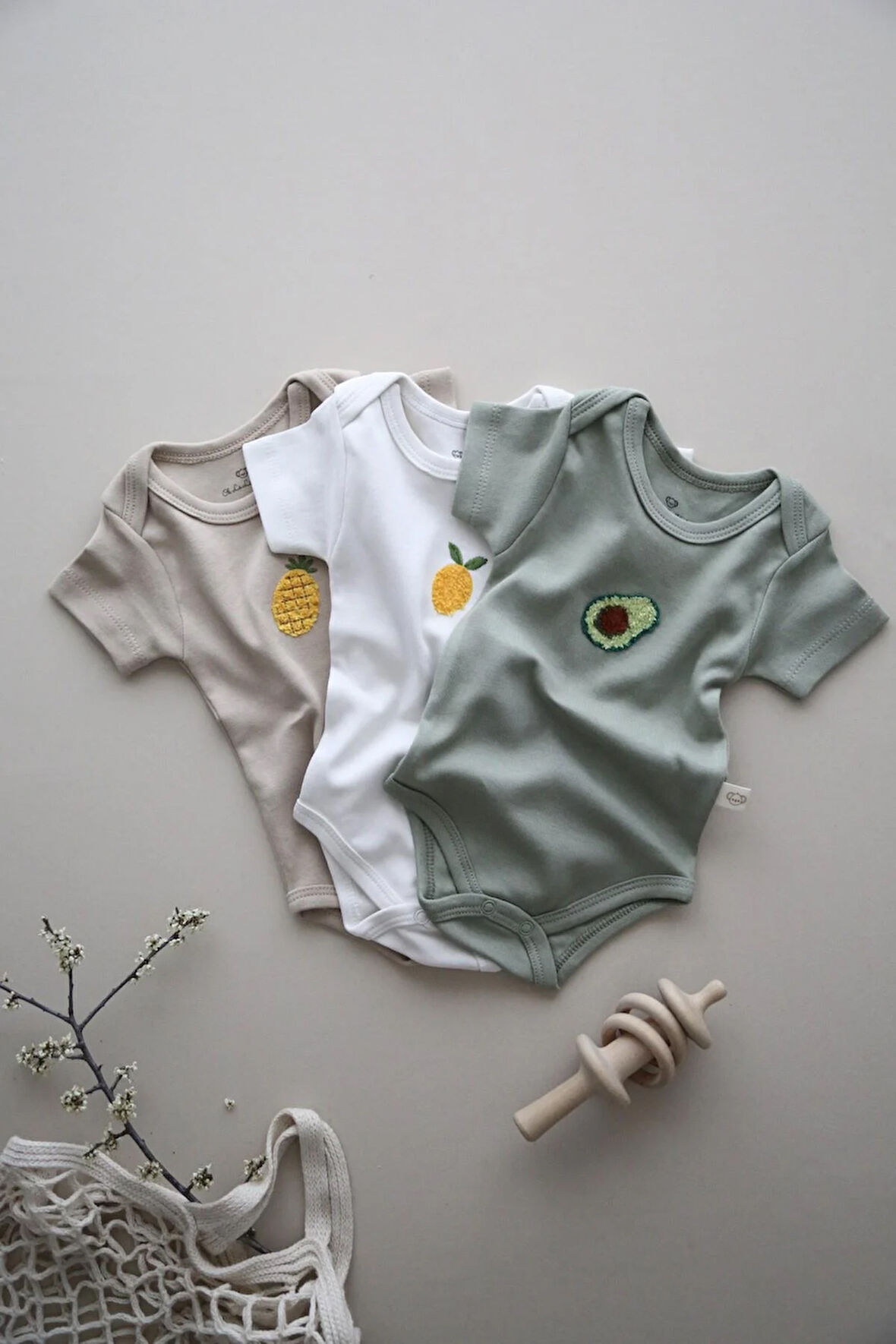 3lü Nakışlı Çıtçıtlı Kısa Kollu Body Zıbın Model 3