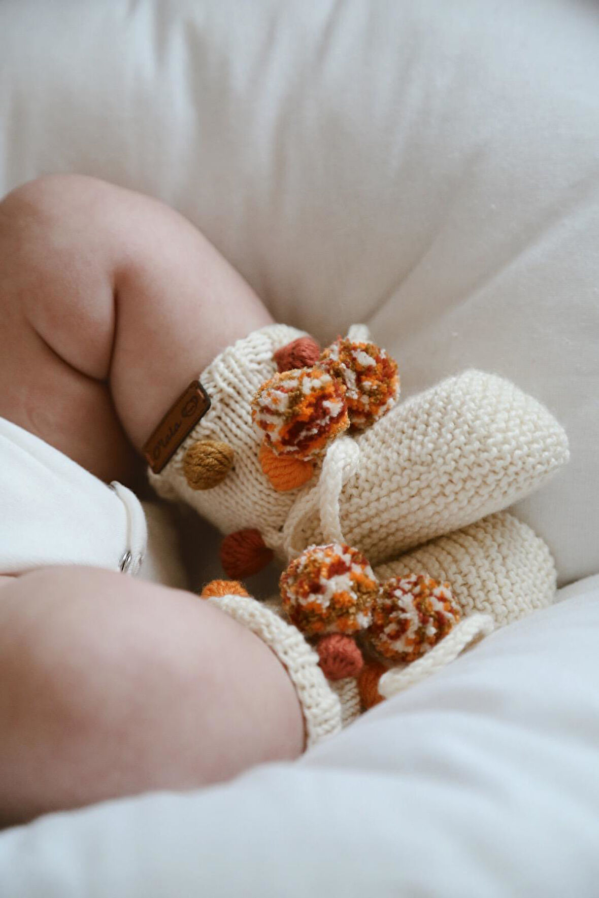 Ponponlu Örgü Patik Bebek 0-12 Ay