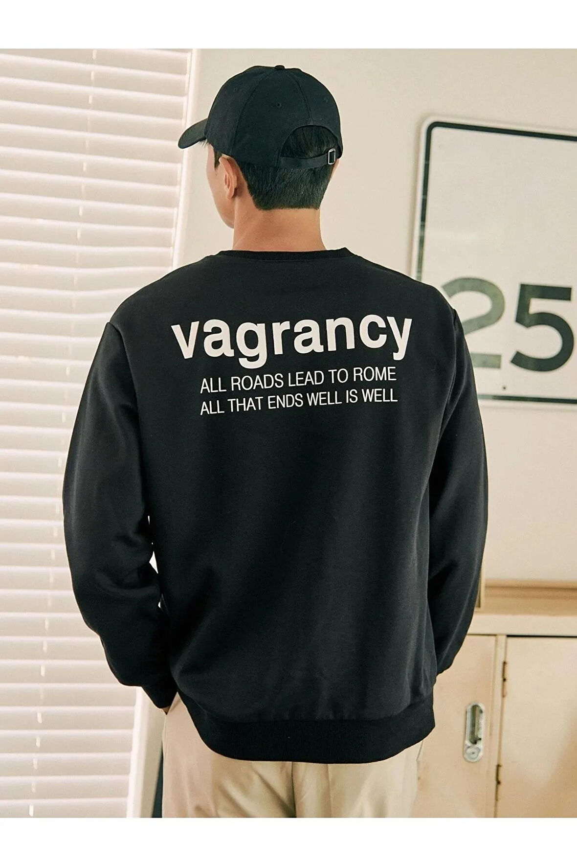 Siyah Vargancy Tasarım Baskılı Oversize Sweatshirt