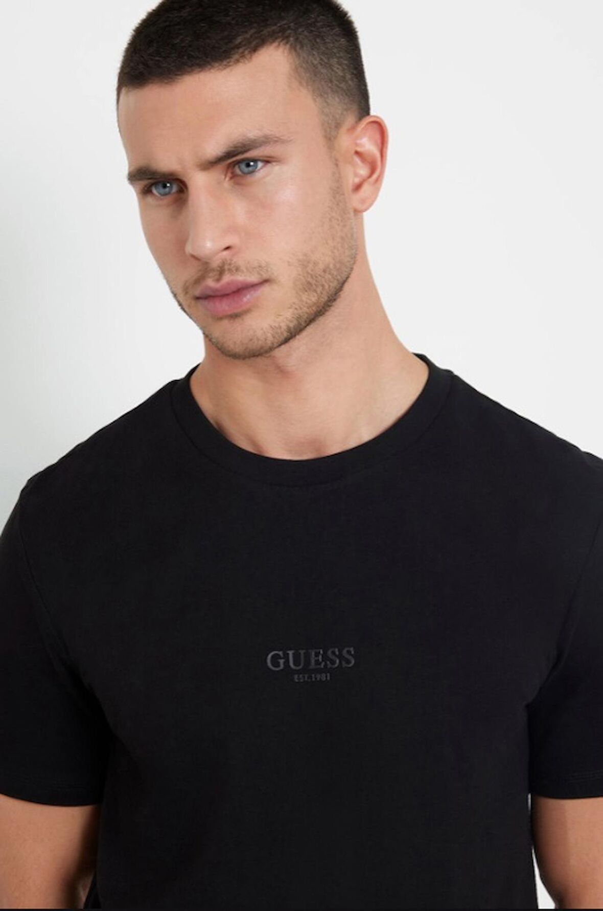 Guess Erkek Bisiklet Yaka Pamuk T-Shirt