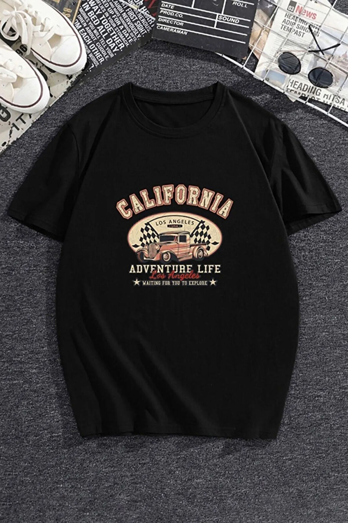 California Baskılı Tshirt