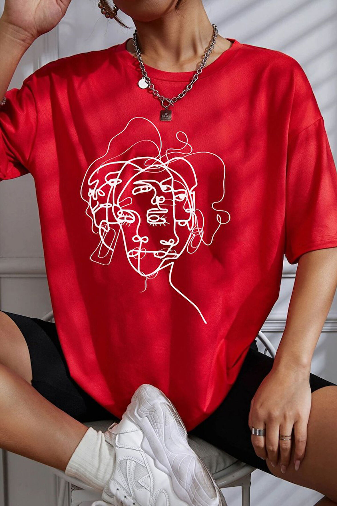 Uyguntarz Unisex Woman one line Baskılı T-shirt