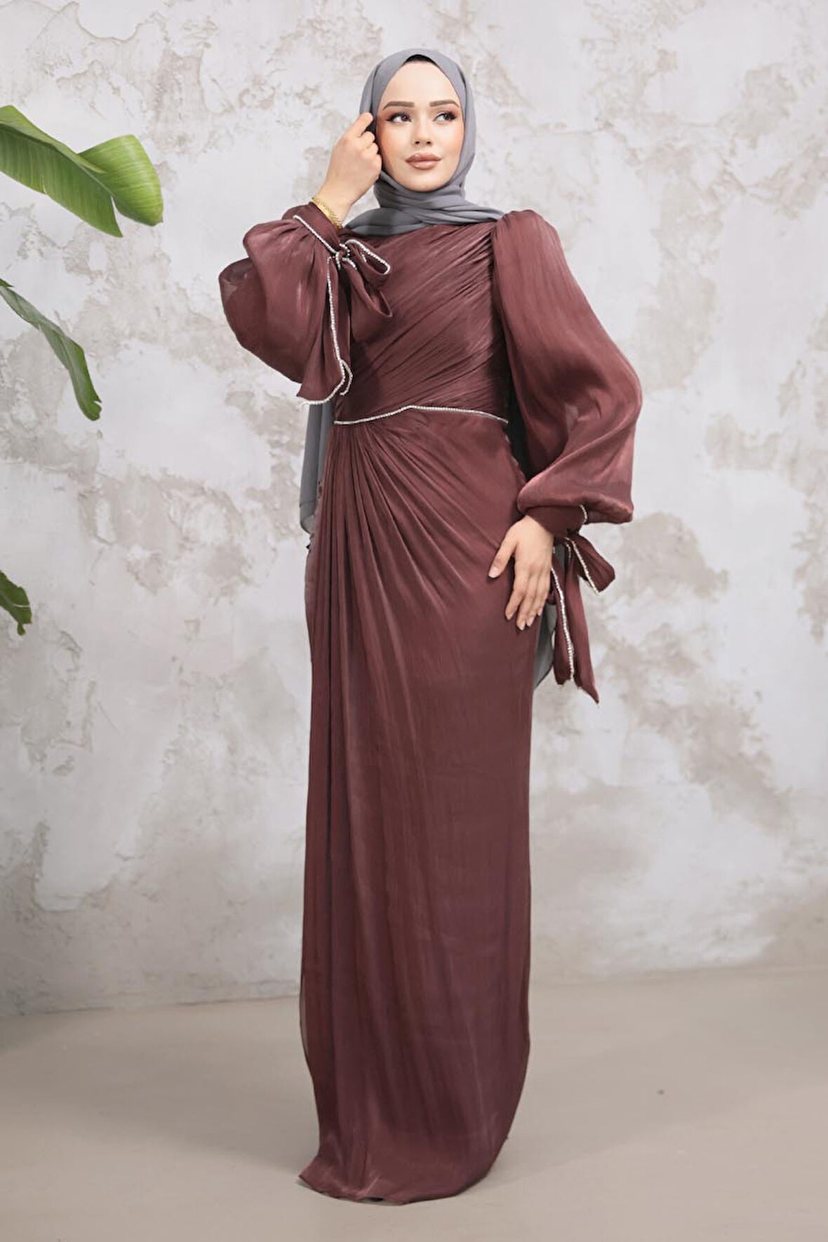 Drape Detaylı Kahverengi Tesettür Abiye Elbise 50193KH