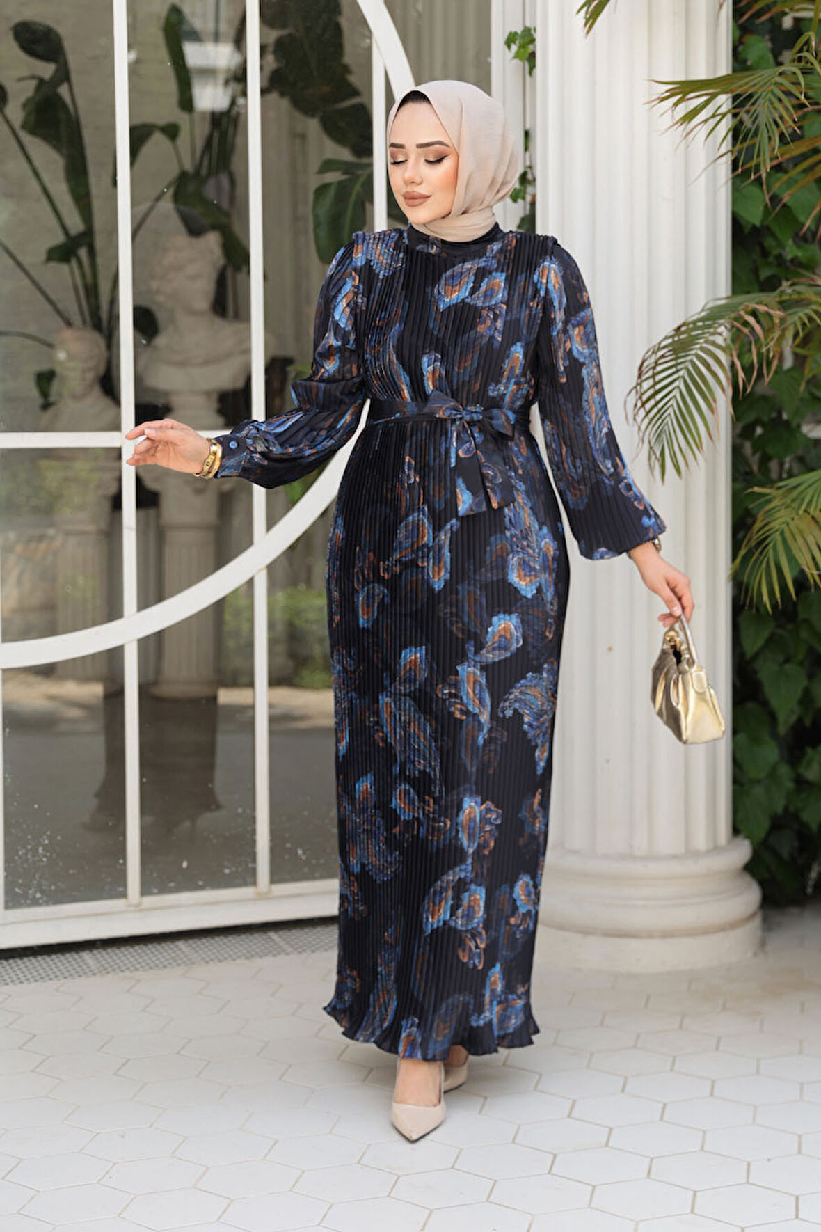 Pileli Desenli Siyah Tesettür Elbise 23502S