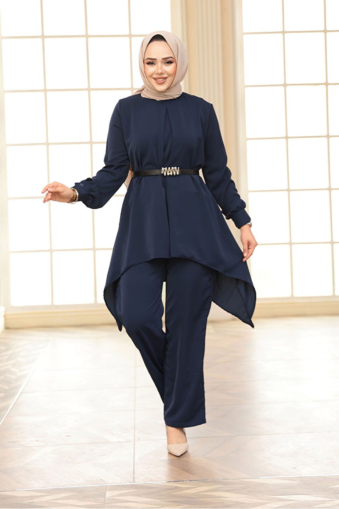 Asimetrik Kesim Lacivert Tesettür İkili Takım 20253L
