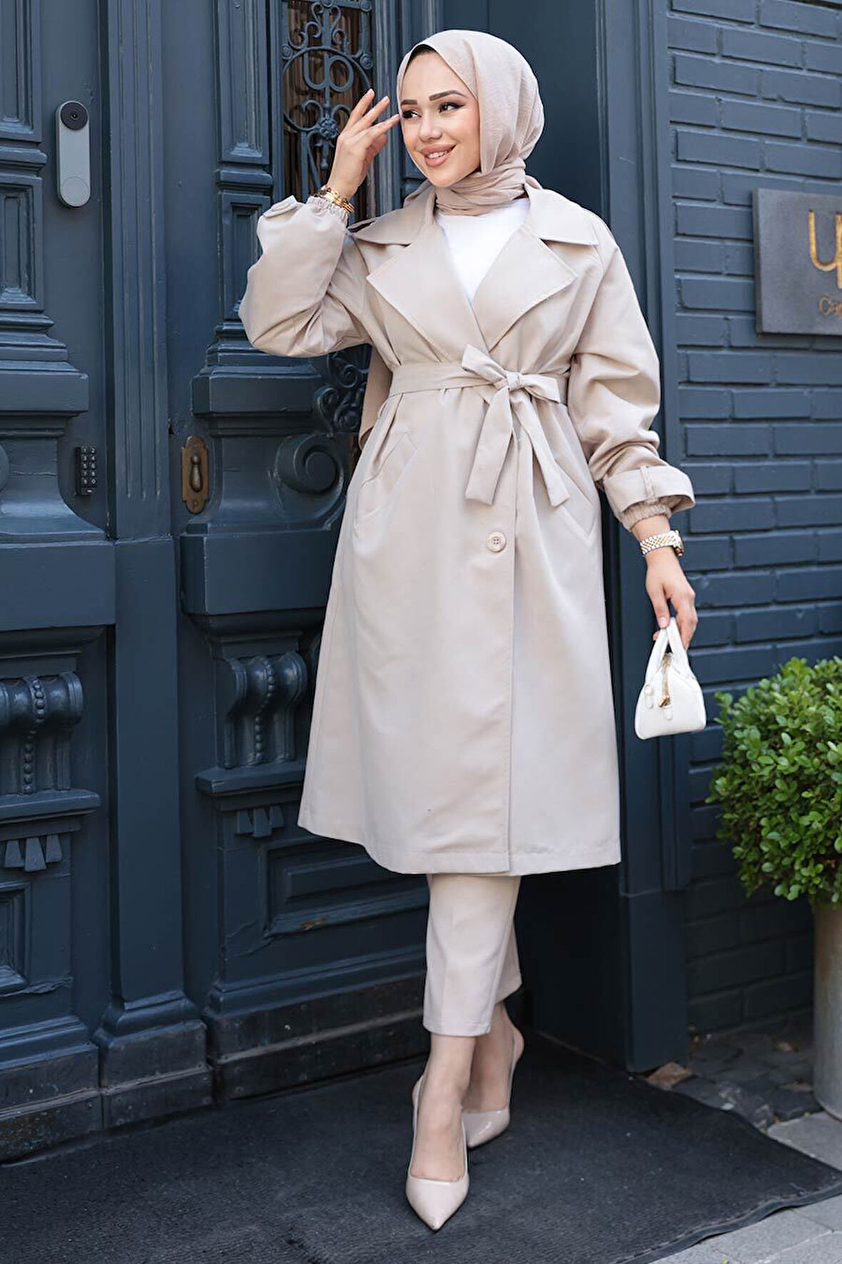 Kemerli Bej Tesettür Trençkot 62181BEJ