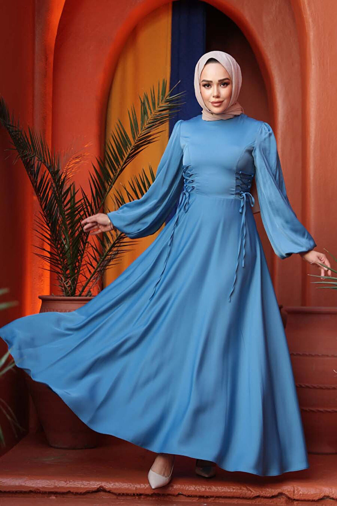  Balon Kol Mavi Saten Tesettür Abiye Elbise 61501M