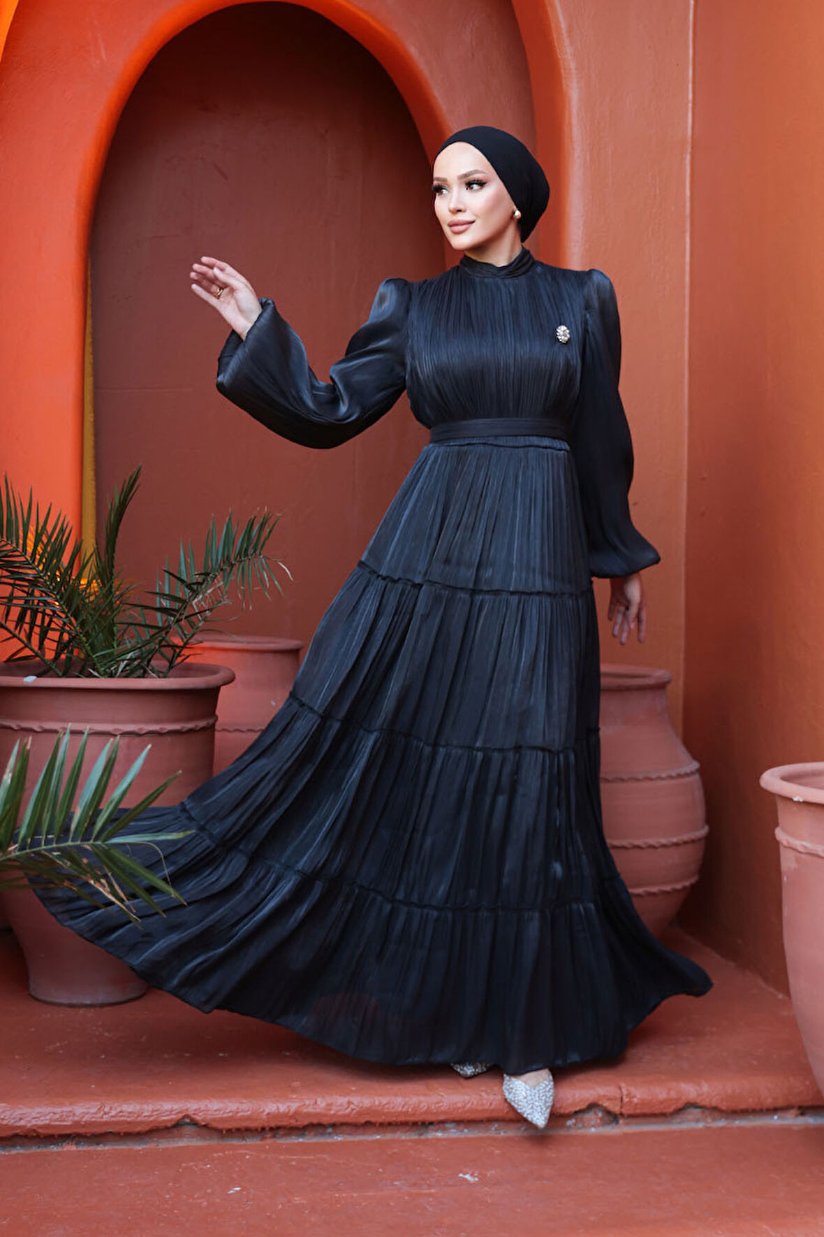 Kat Piliseli Siyah Tesettür Abiye Elbise 52981S