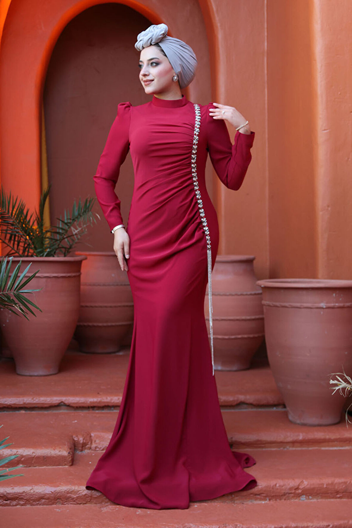 Boncuk Detaylı Bordo Tesettür Abiye Elbise 49651BR