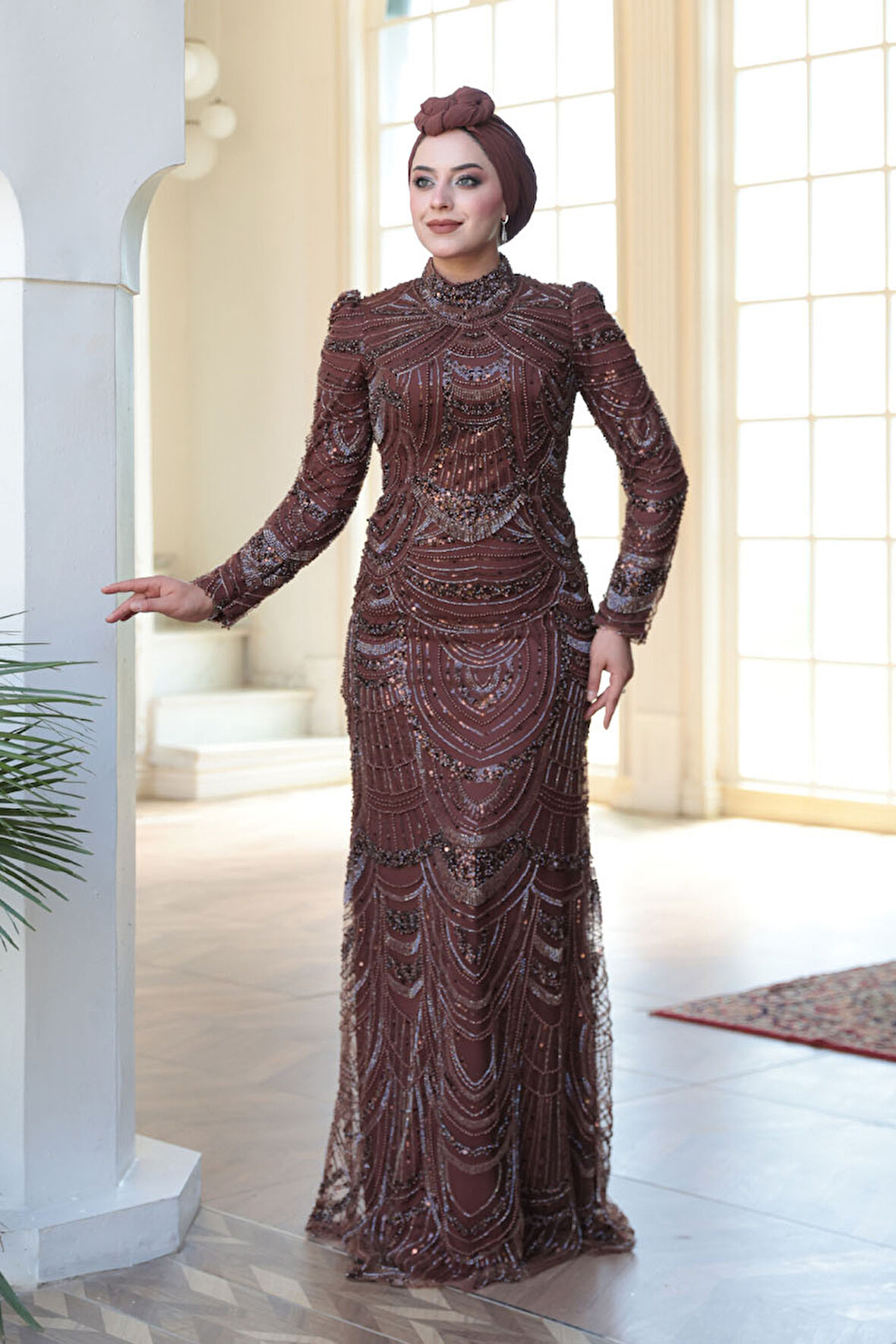  Boncuk İşlemeli Kahverengi Tesettür Abiye Elbise 51636KH