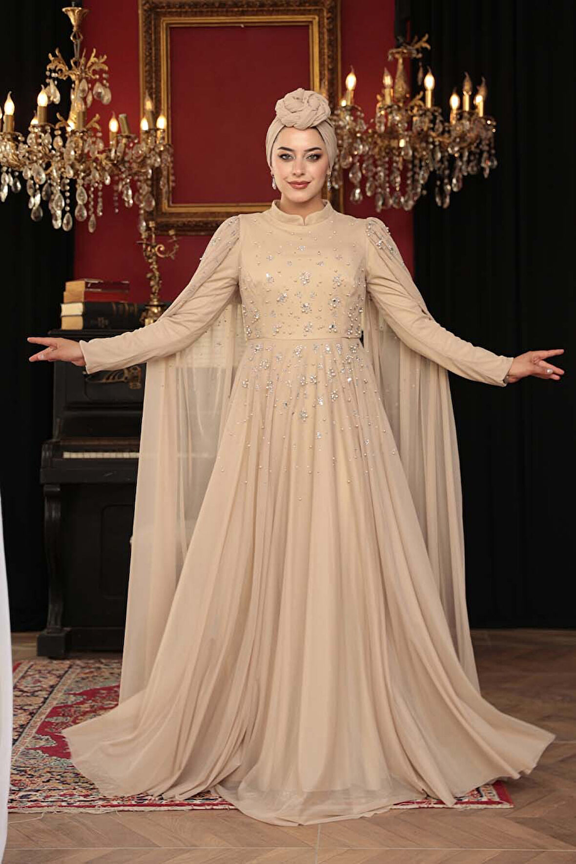 - Boncuk Detaylı Pelerinli Vizon Tesettür Abiye Elbise 53141V