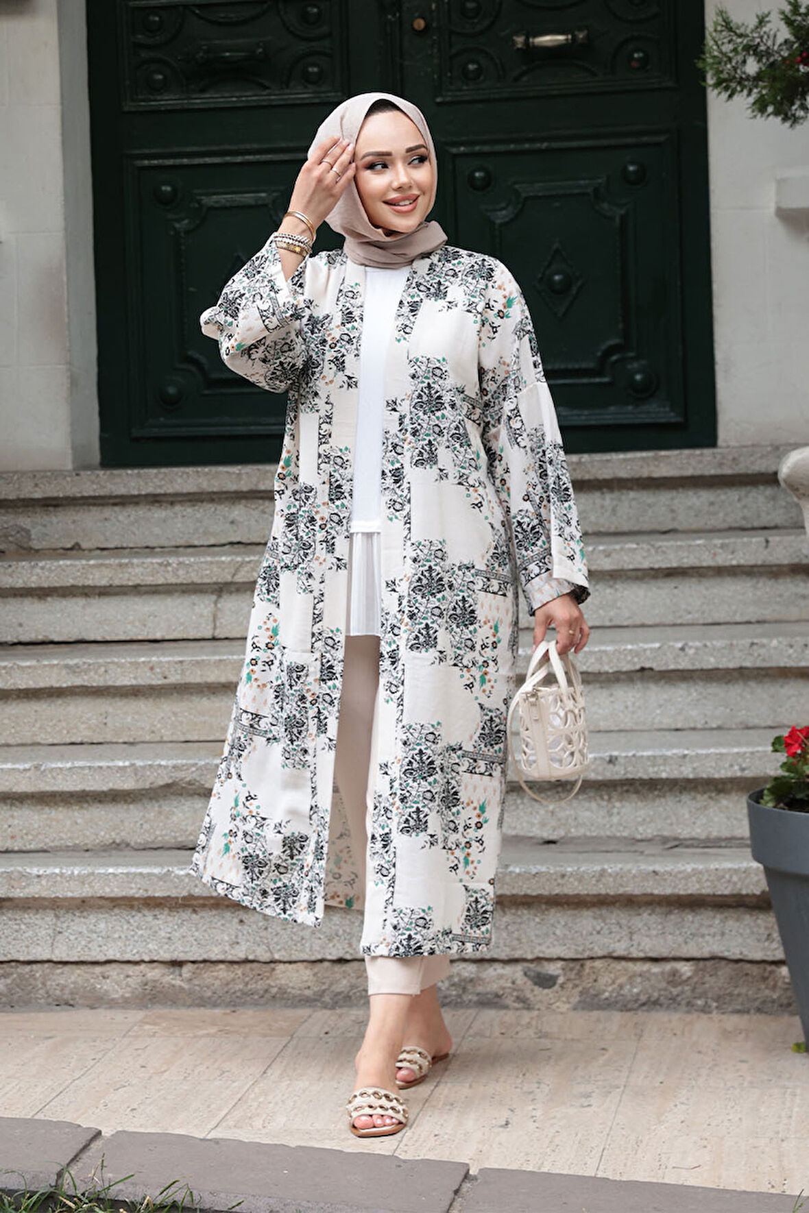 Desenli Siyah Tesettür Kimono 32121S