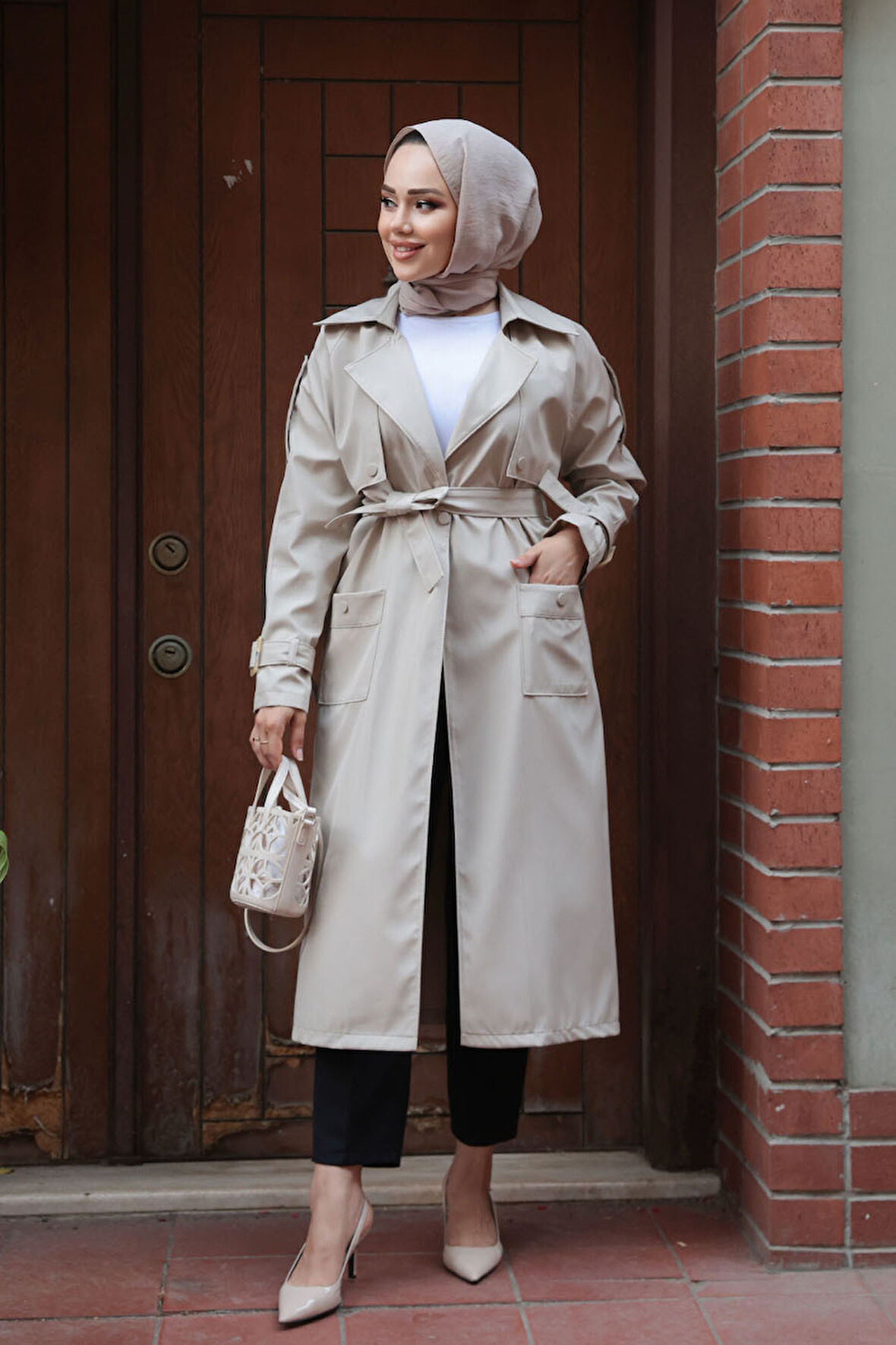 Kemerli Bej Tesettür Trençkot 10701BEJ