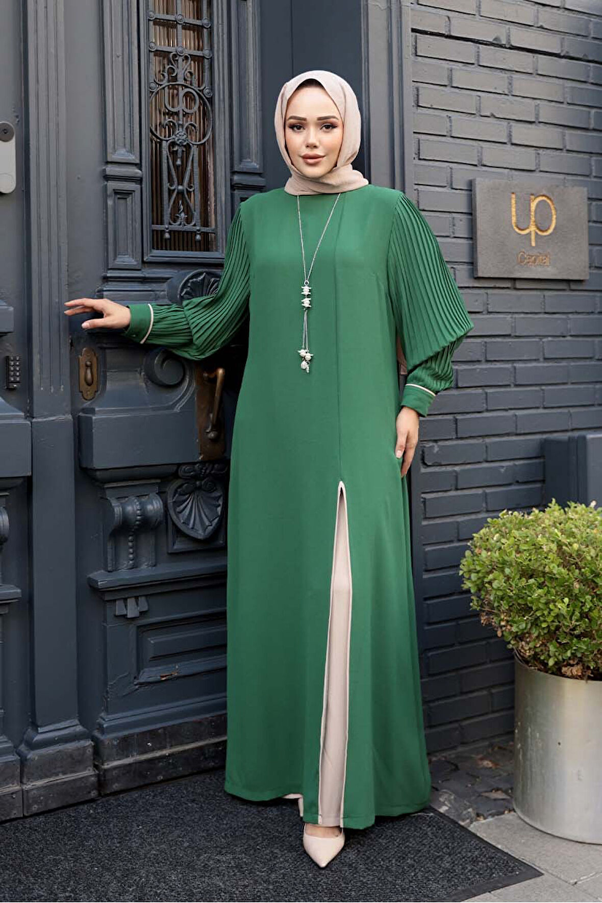Kolyeli Yeşil Tesettür İkili Takım 76161Y