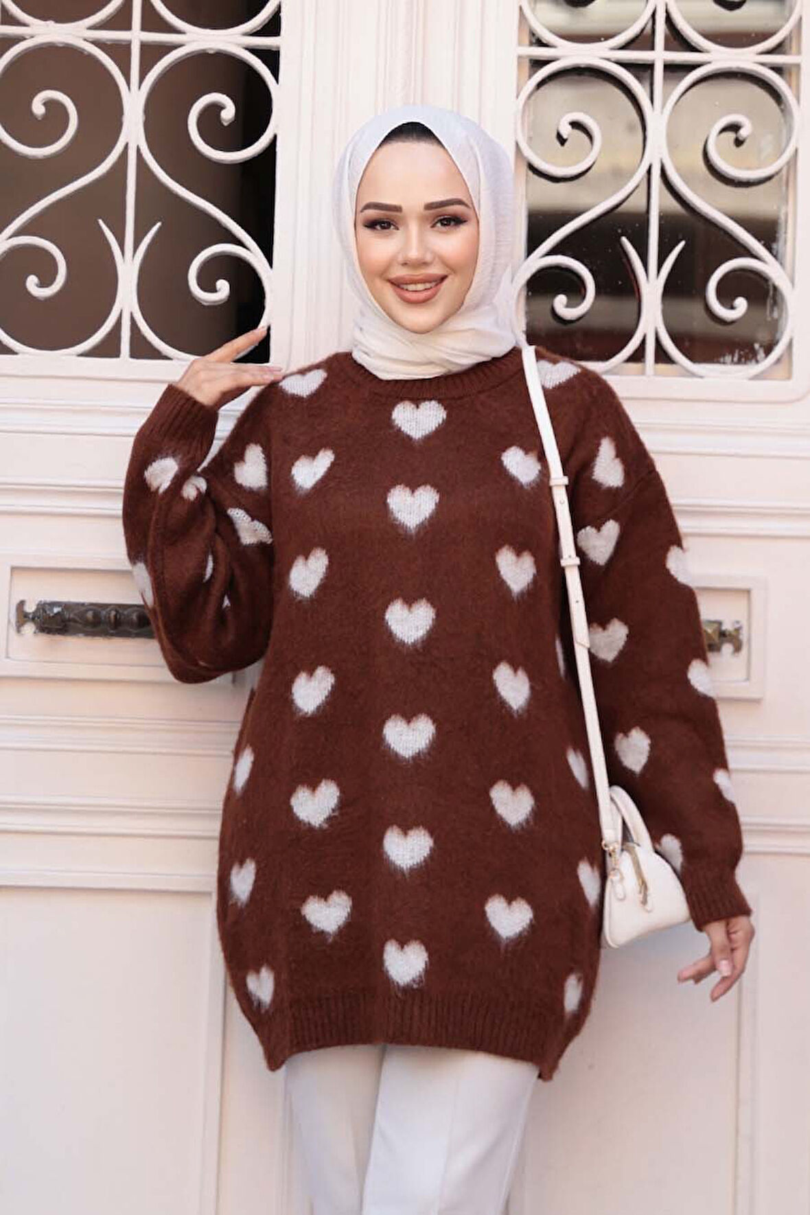Kalp Desenli Kahverengi Tesettür Triko Kazak Tunik 8688KH