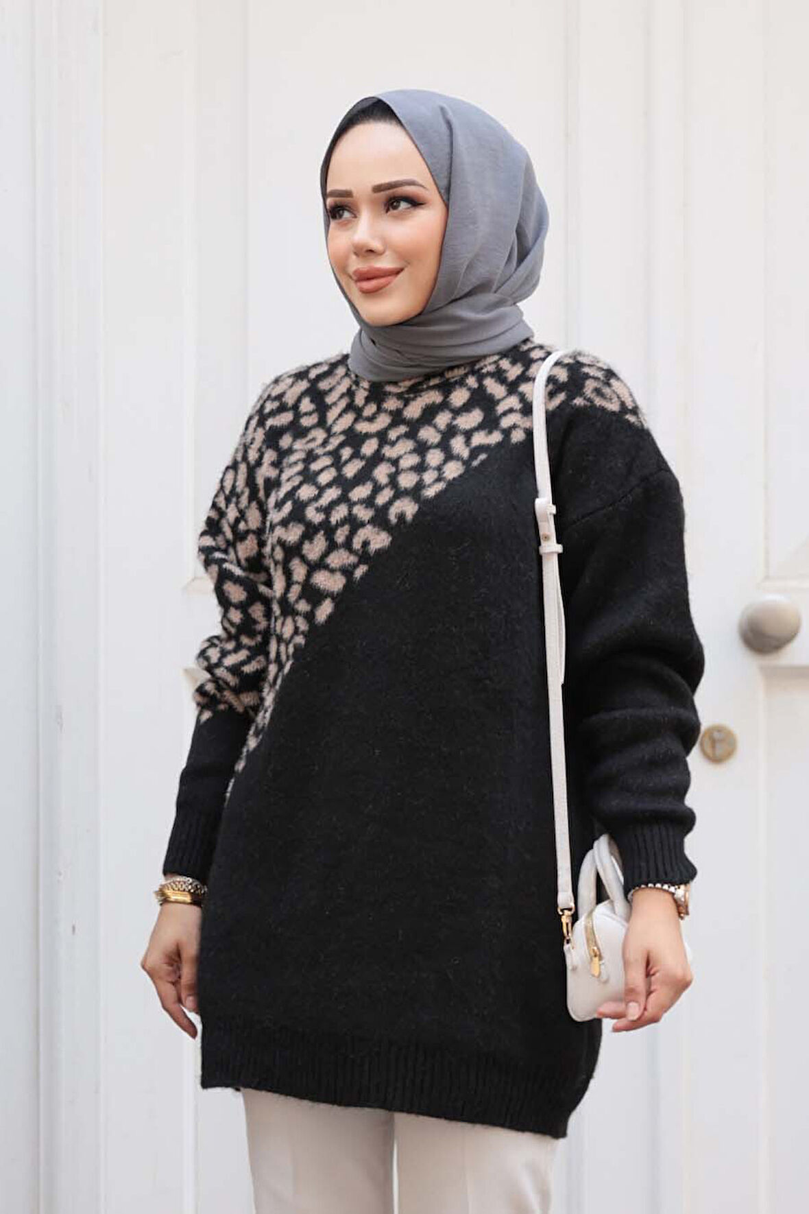 Desenli Siyah Tesettür Triko Kazak Tunik 8818S