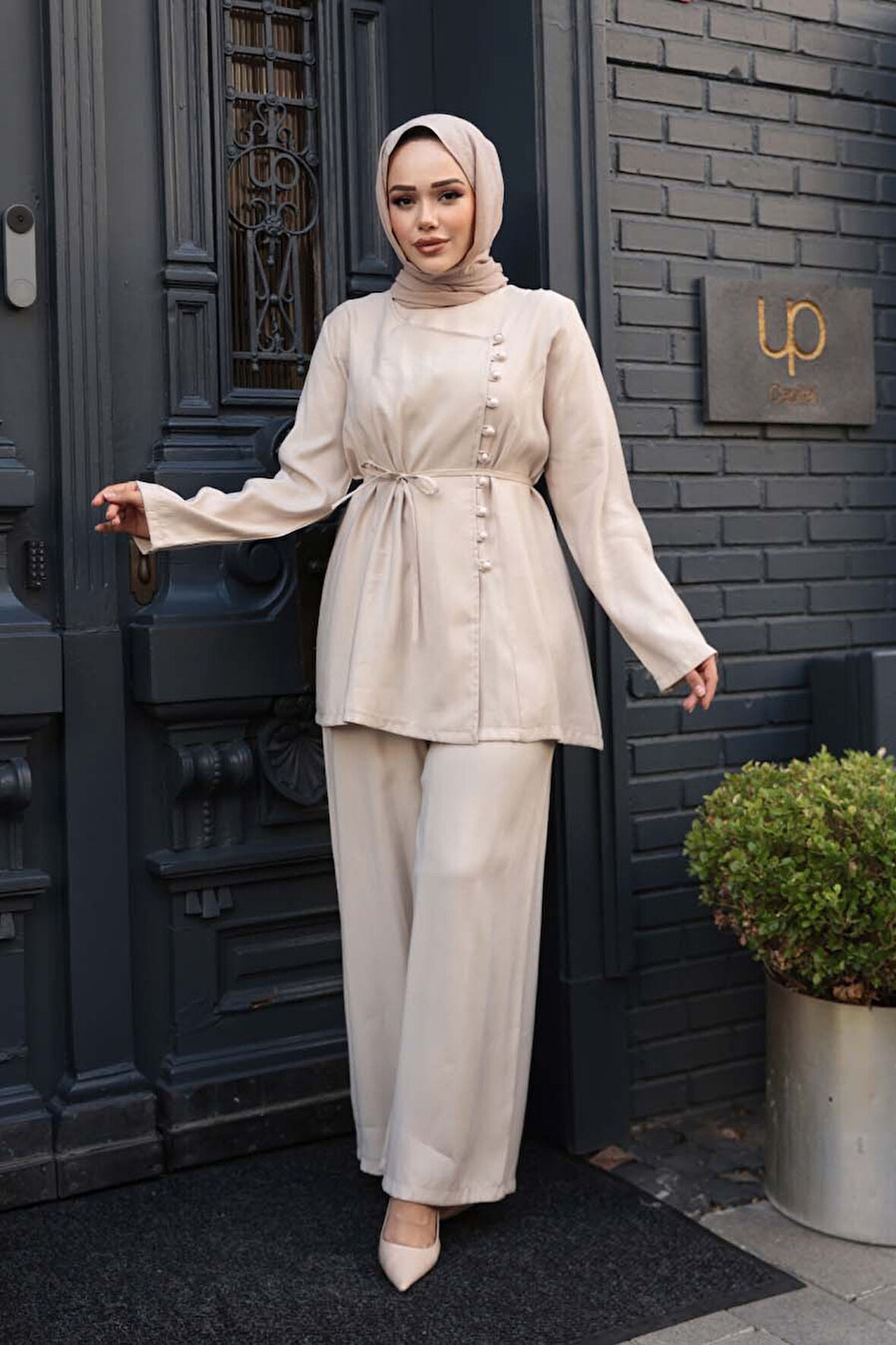 Düğmeli Bej Tesettür İkili Takım 30431BEJ