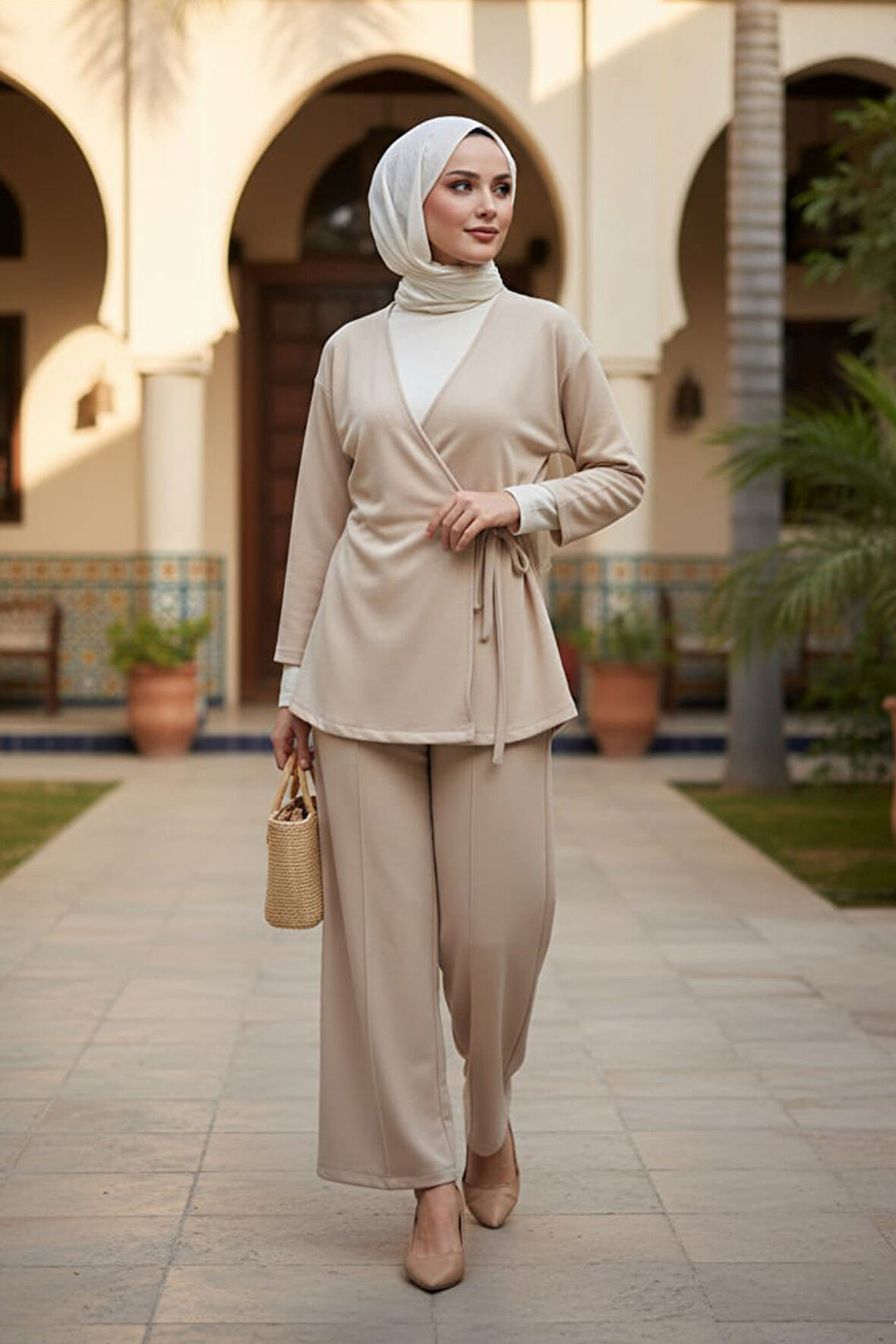 Yandan Bağlama Detaylı Bej Tesettür İkili Takım 13301BEJ