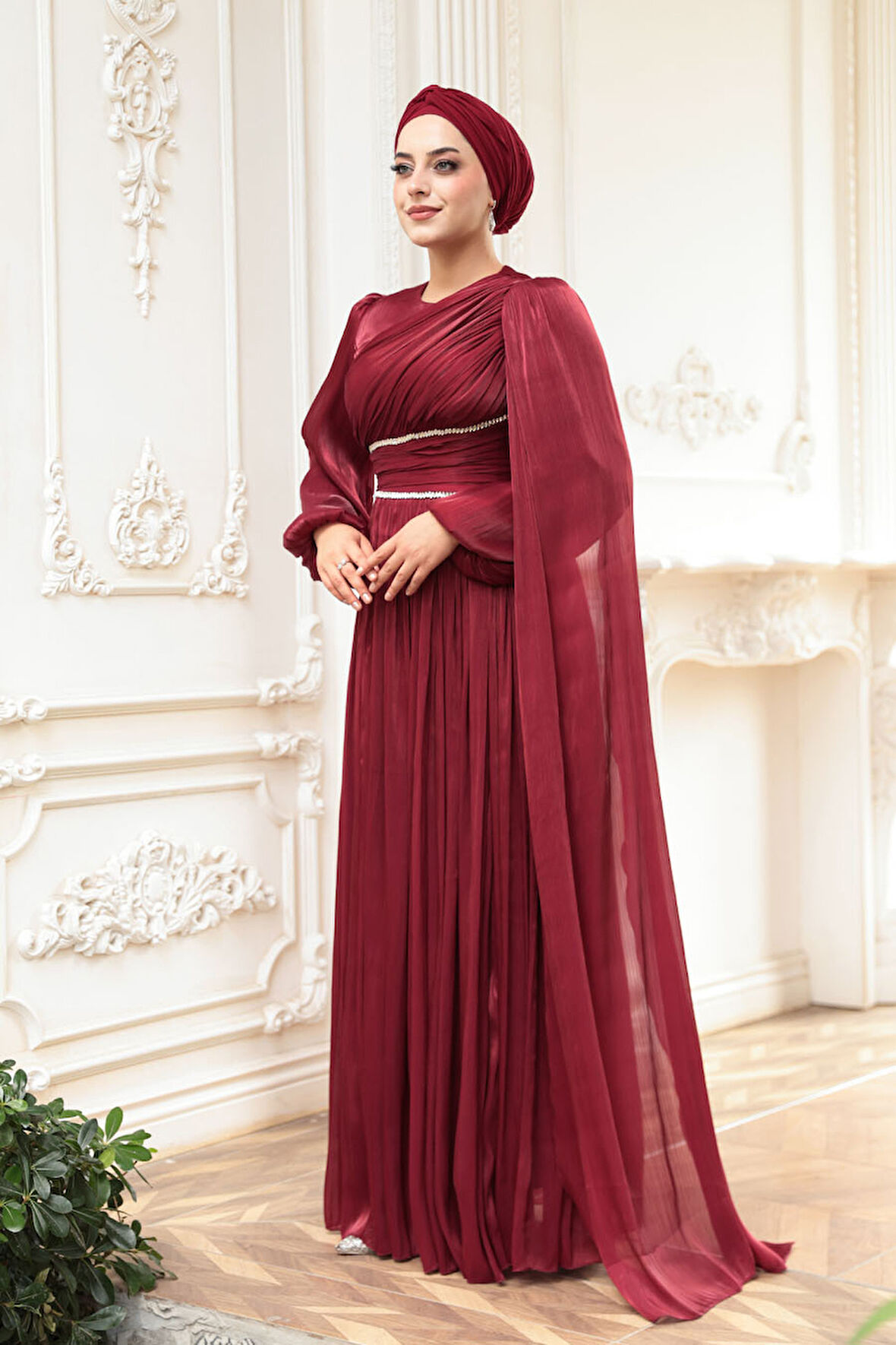  Pelerin Detaylı Bordo Tesettür Abiye Elbise 53021BR