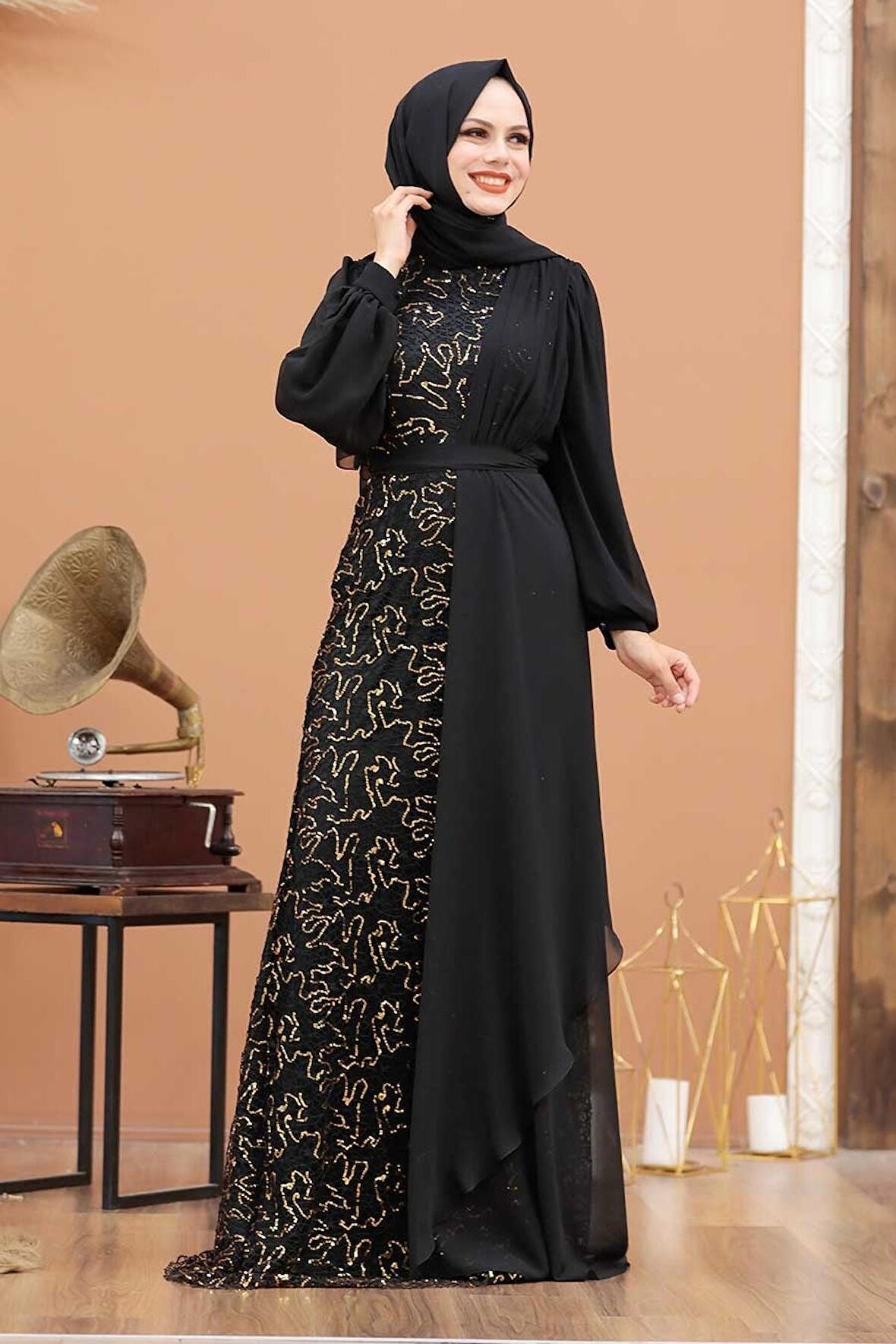 Şifon Detaylı Pul Payet Gold Tesettür Abiye Elbise 5516GOLD