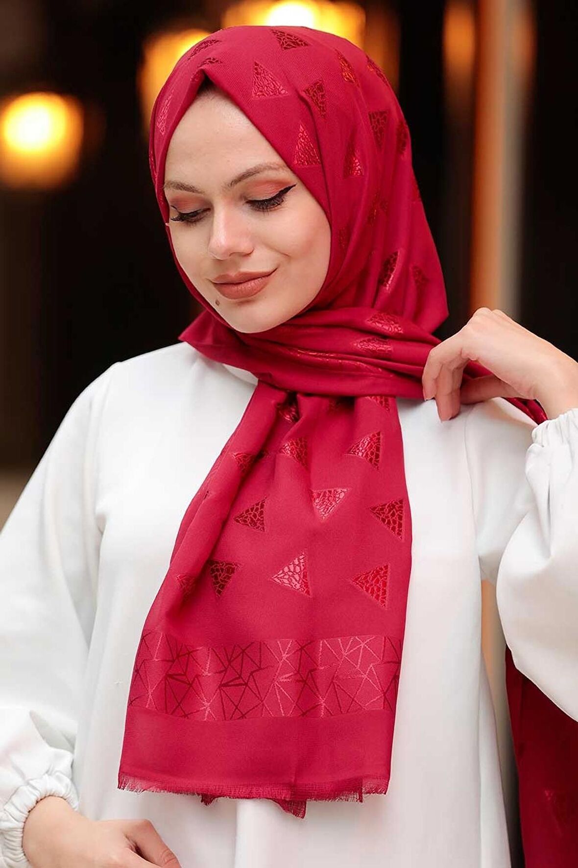 Üçgen Desenli Bordo Tesettür Şal 45910BR