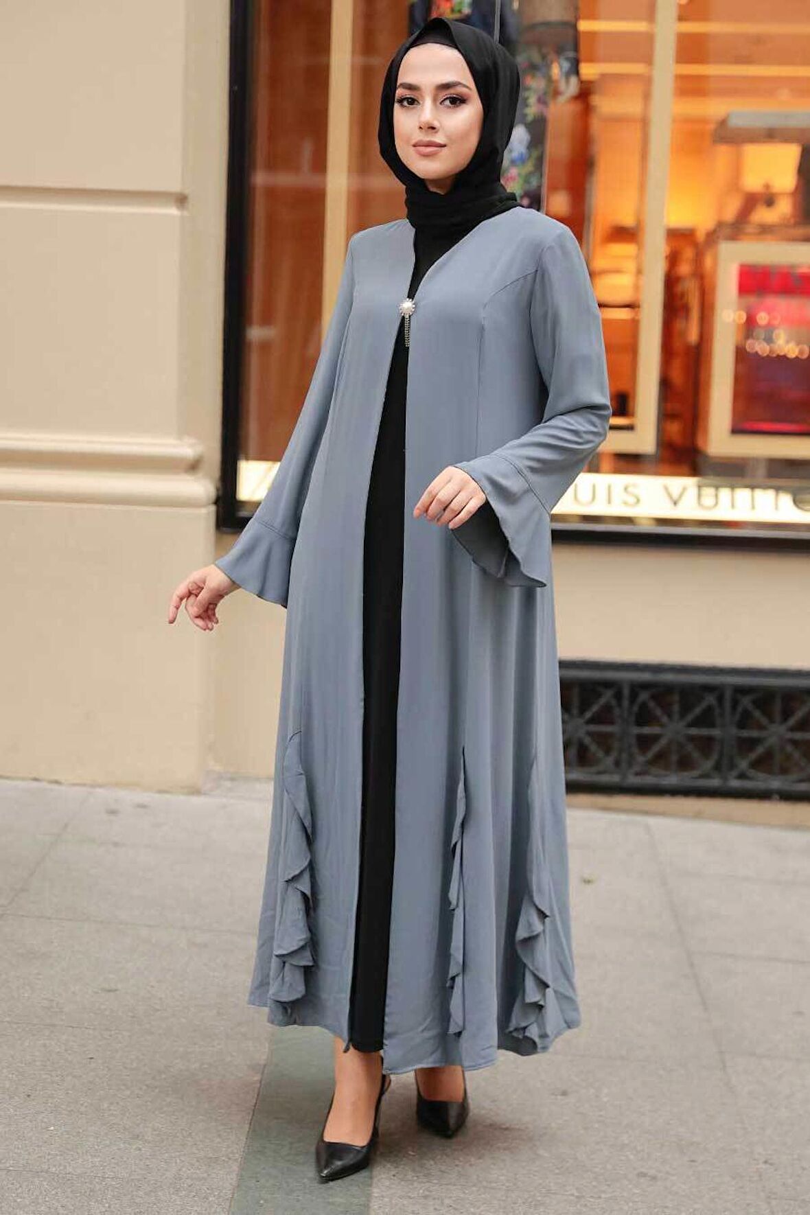 Fırfır Detaylı Gri Tesettür Abaya 1535GR