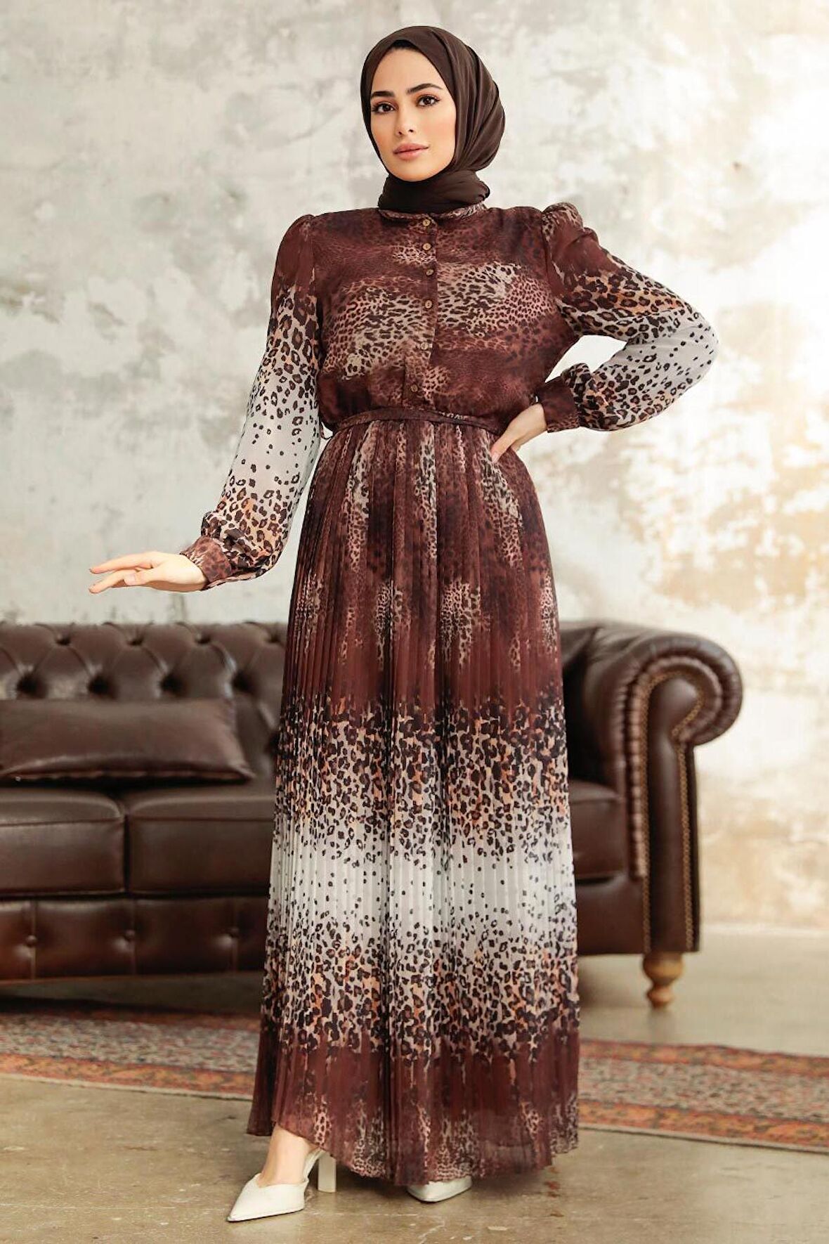 Neva Style - Leopar Desenli Kahverengi Tesettür Elbise 3878KH