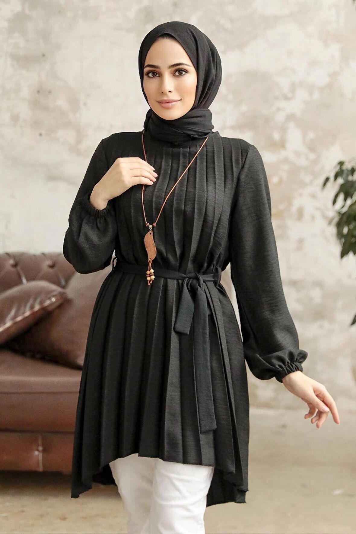 Pileli Siyah Tesettür Tunik 41233S